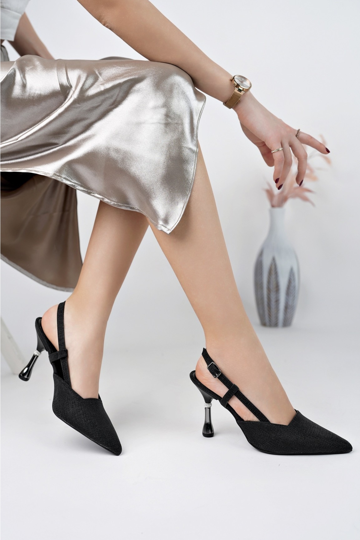 JESİ Sivri Burun Arkası Açık Günlük Klasik Kadın Topuklu Ayakkabı - Görsel 6