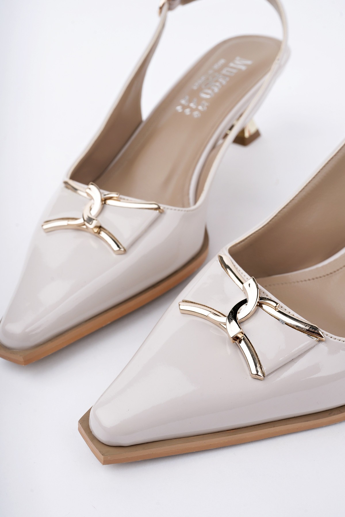 FOREST Arkası Açık Toka Detaylı Günlük Klasik Topuklu Kadın Stiletto Ayakkabı - Görsel 3