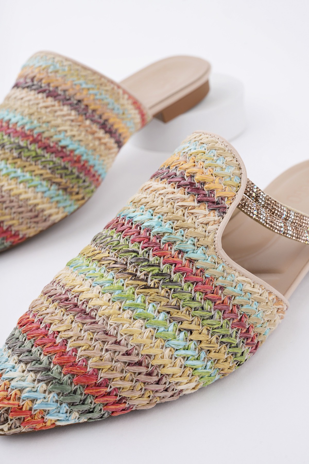 JAYLİN Önü Kapalı Kadın Taşlı Günlük Hasır Terlik - Görsel 4