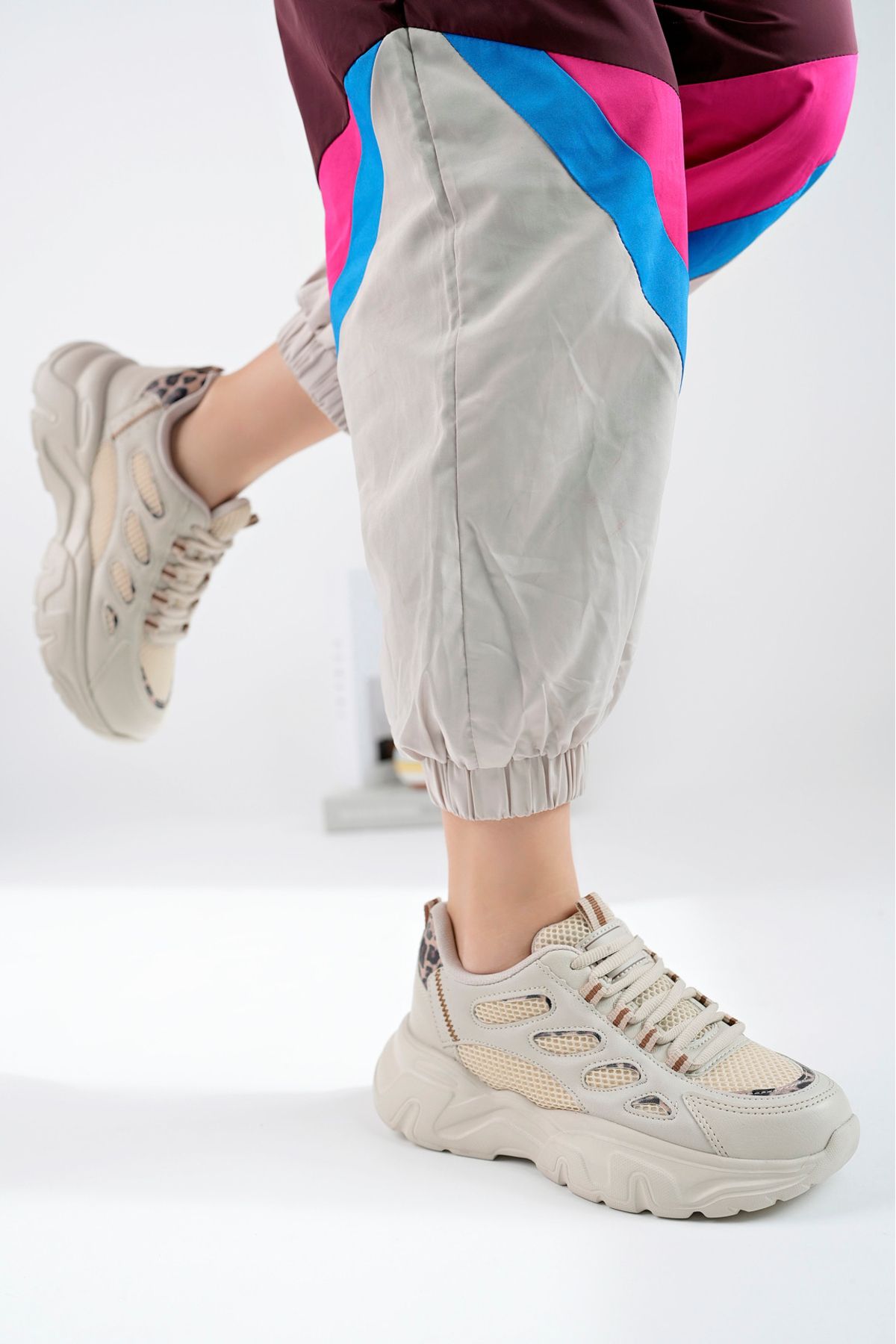 Kadın Sneaker Sararmaz Taban Ultra Hafif -3 - Görsel 4