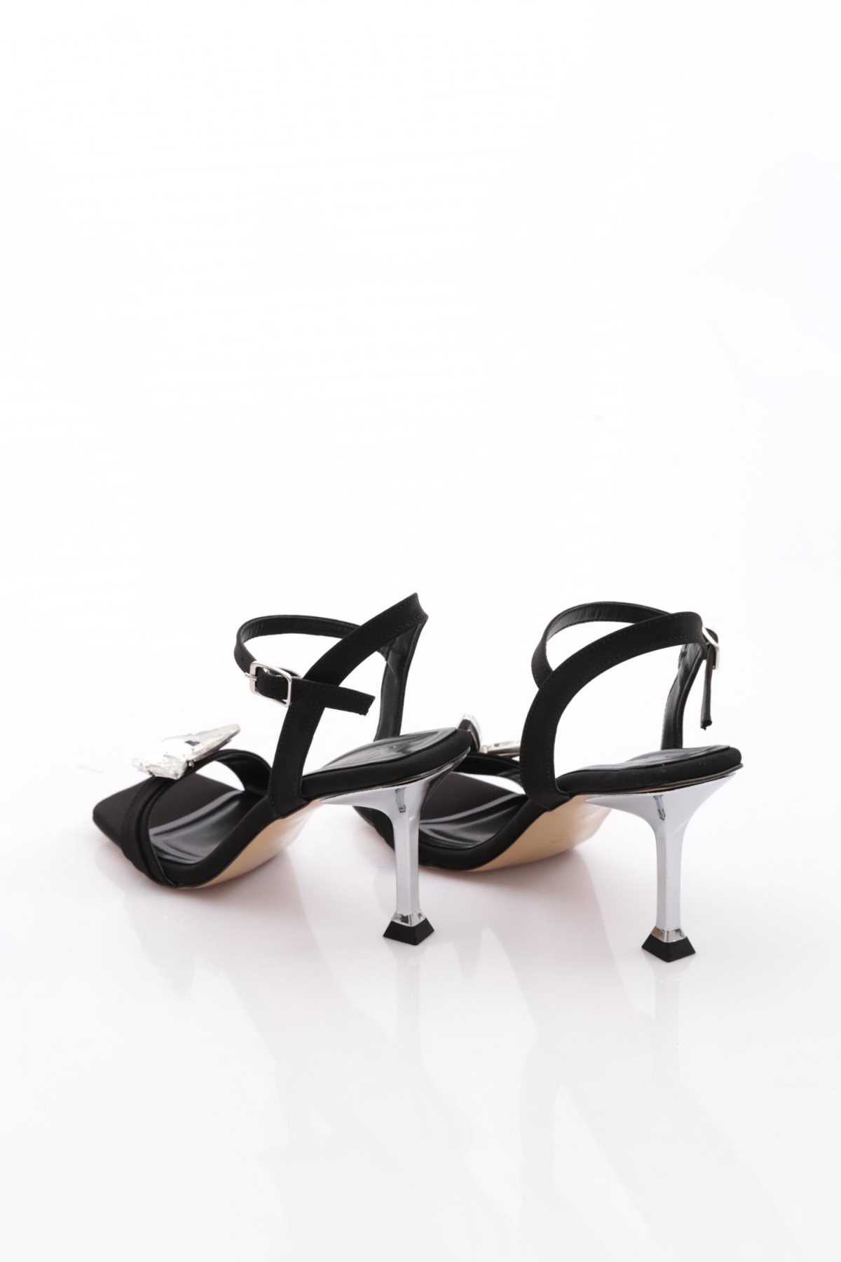 Pm161-K207 Kadin Kelebek Desenli Topuklu Ayakkabi - Görsel 4