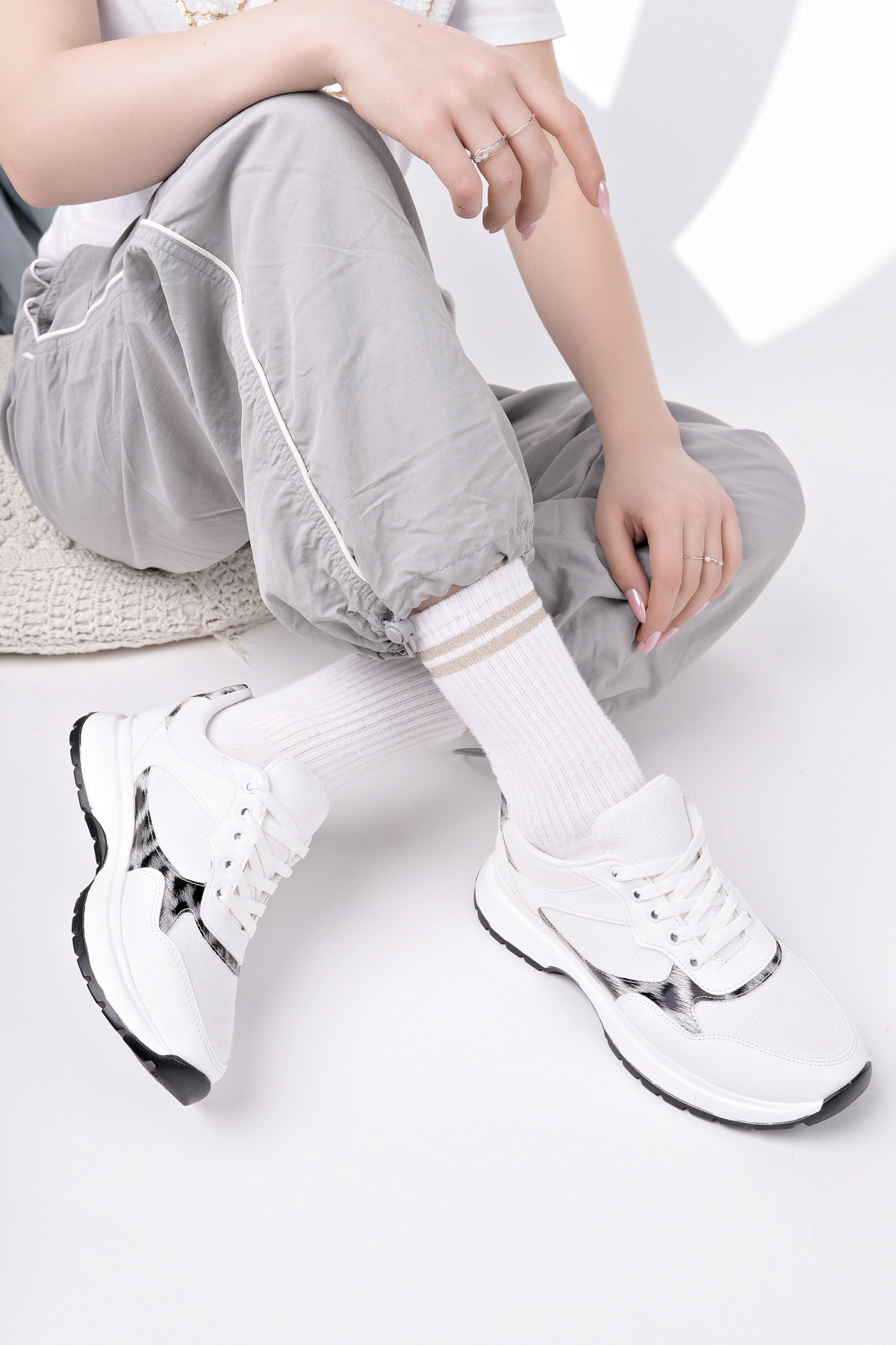 MELODY Kadın Kalın Taban Günlük Leopar Desenli Bağcıklı Sneaker Spor Ayakkabı - Görsel 2