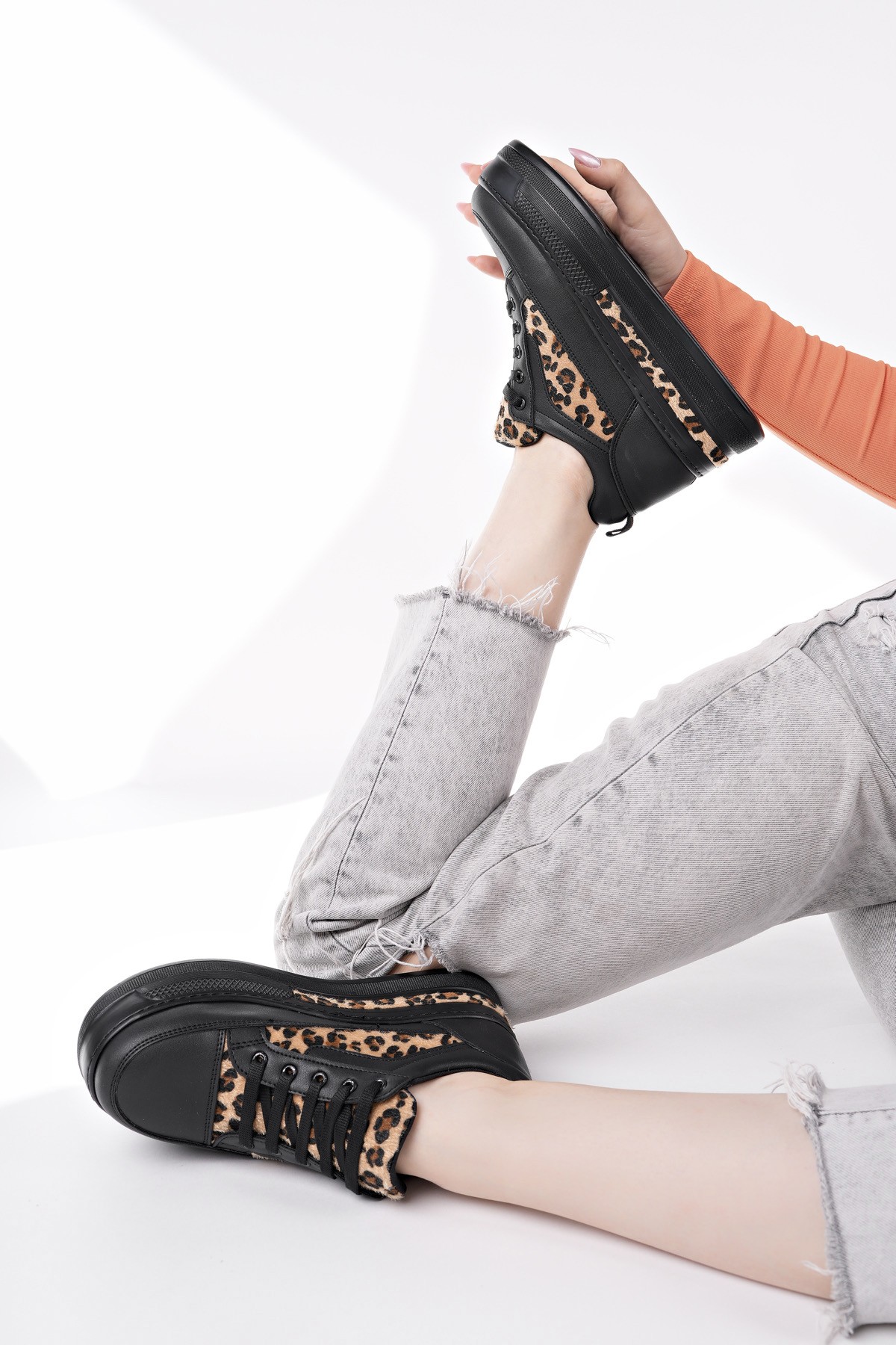 ZARİNA Kadın Kalın Taban Leopar Desenli Bağcıklı Günlük Sneaker Spor Ayakkabı - Görsel 7