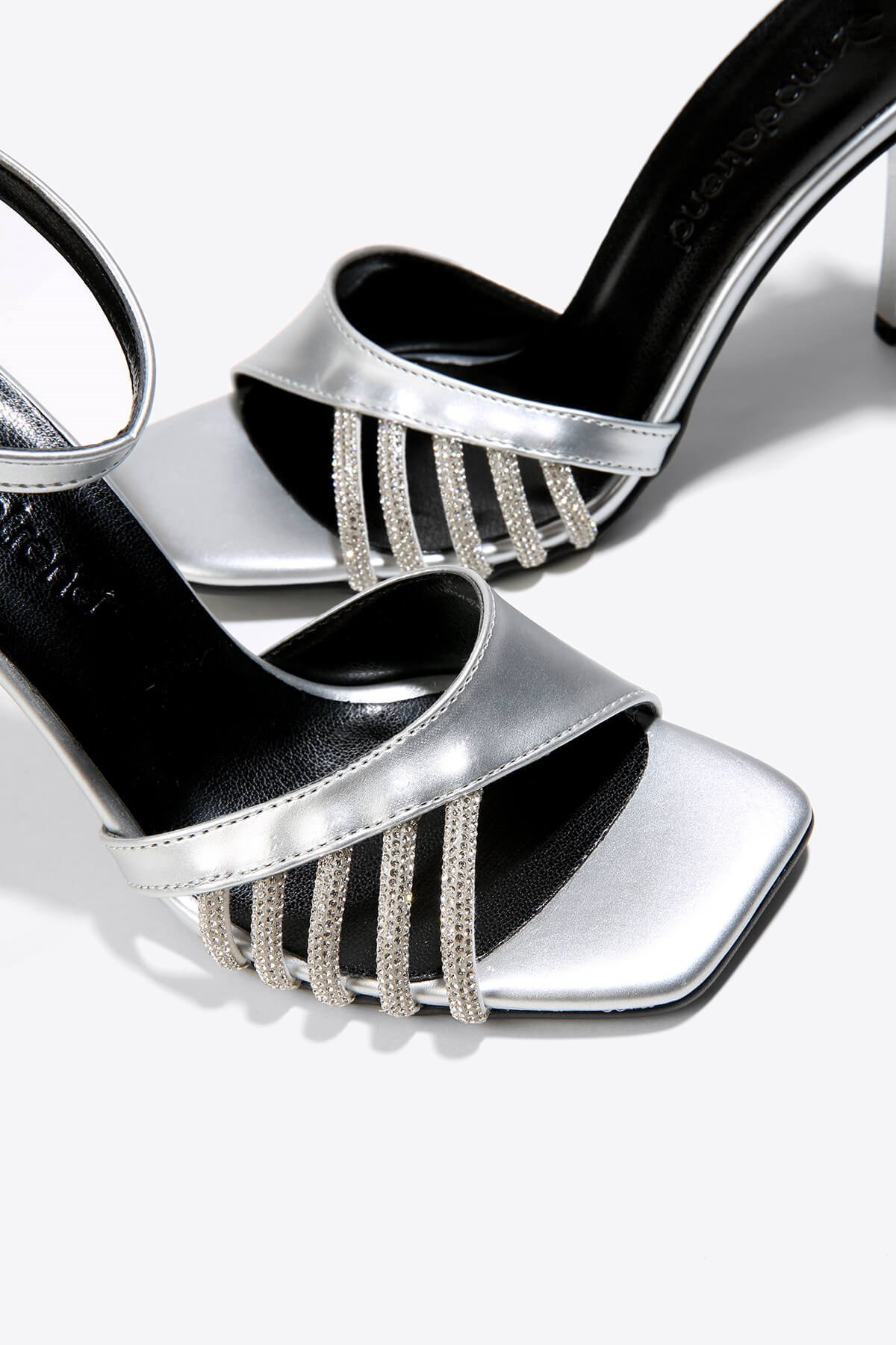 Kadın Taşlı Topuklu Sandalet GÜMÜŞ - Görsel 4
