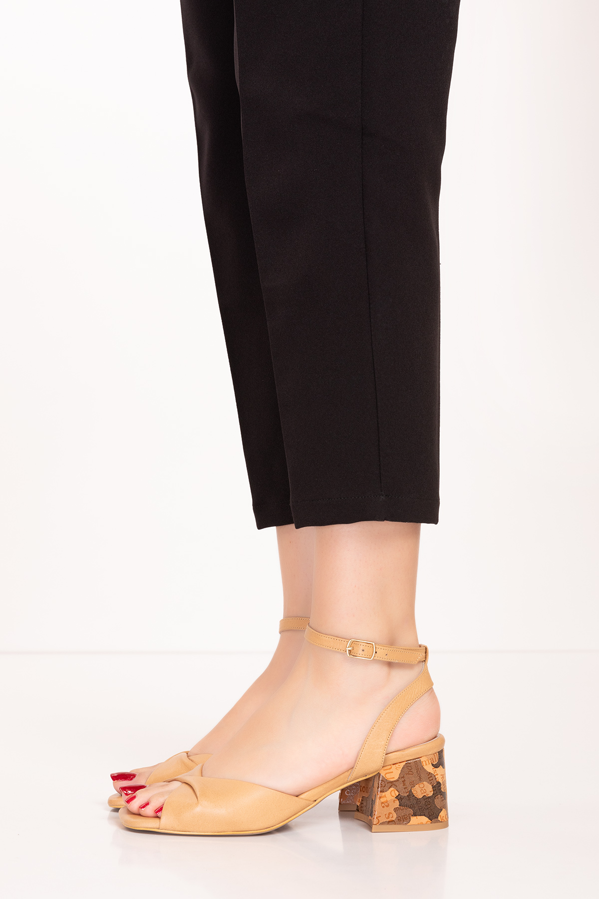 Gondol Kadın Hakiki Deri Topuklu Ayakkabı ast.6004 - Görsel 6