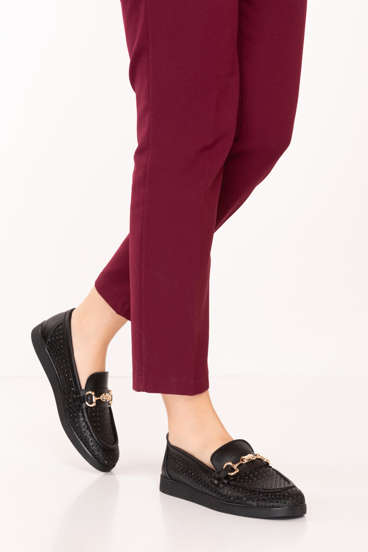 Gondol Kadın Hakiki Deri Yazlı Lazer Delikli Şık Loafer anl.2999 - Görsel 4