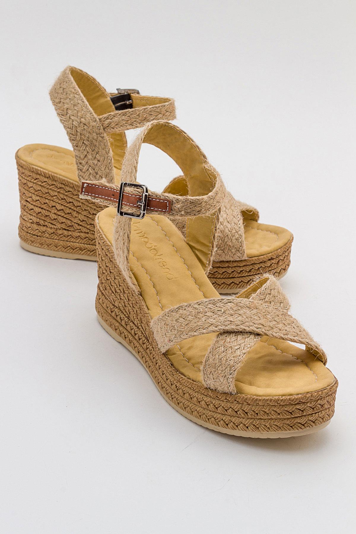 Kadın Çapraz Bantlı Dolgu Topuklu Sandalet HASIR - Görsel 2