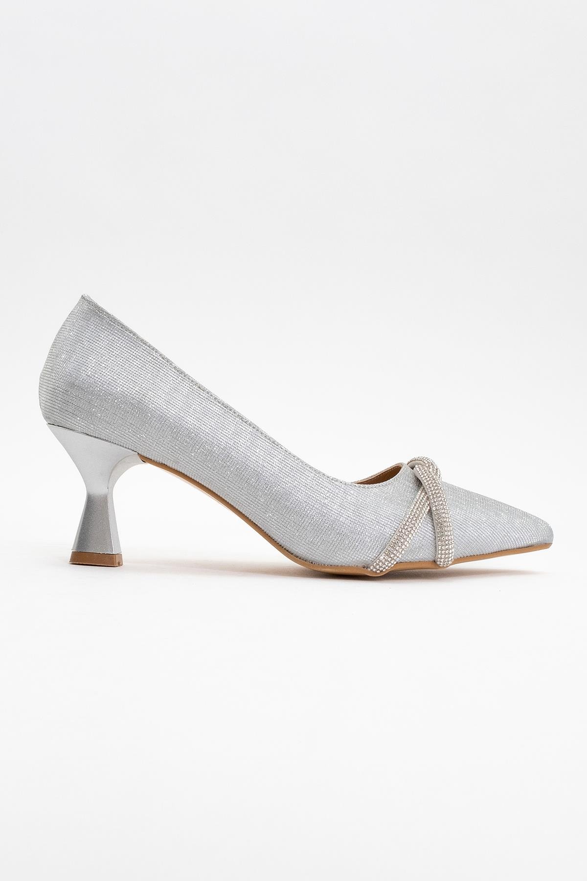 Çapraz Taşlı Kadın Stiletto Ayakkabı GÜMÜŞ SİM - Görsel 3