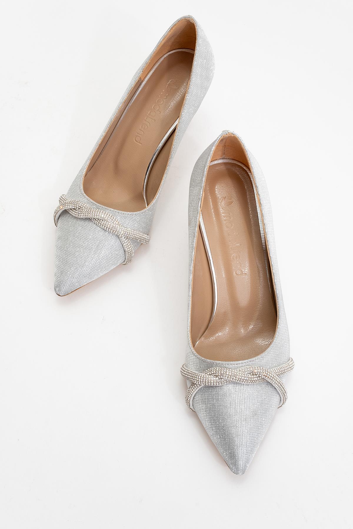 Çapraz Taşlı Kadın Stiletto Ayakkabı GÜMÜŞ SİM - Görsel 6