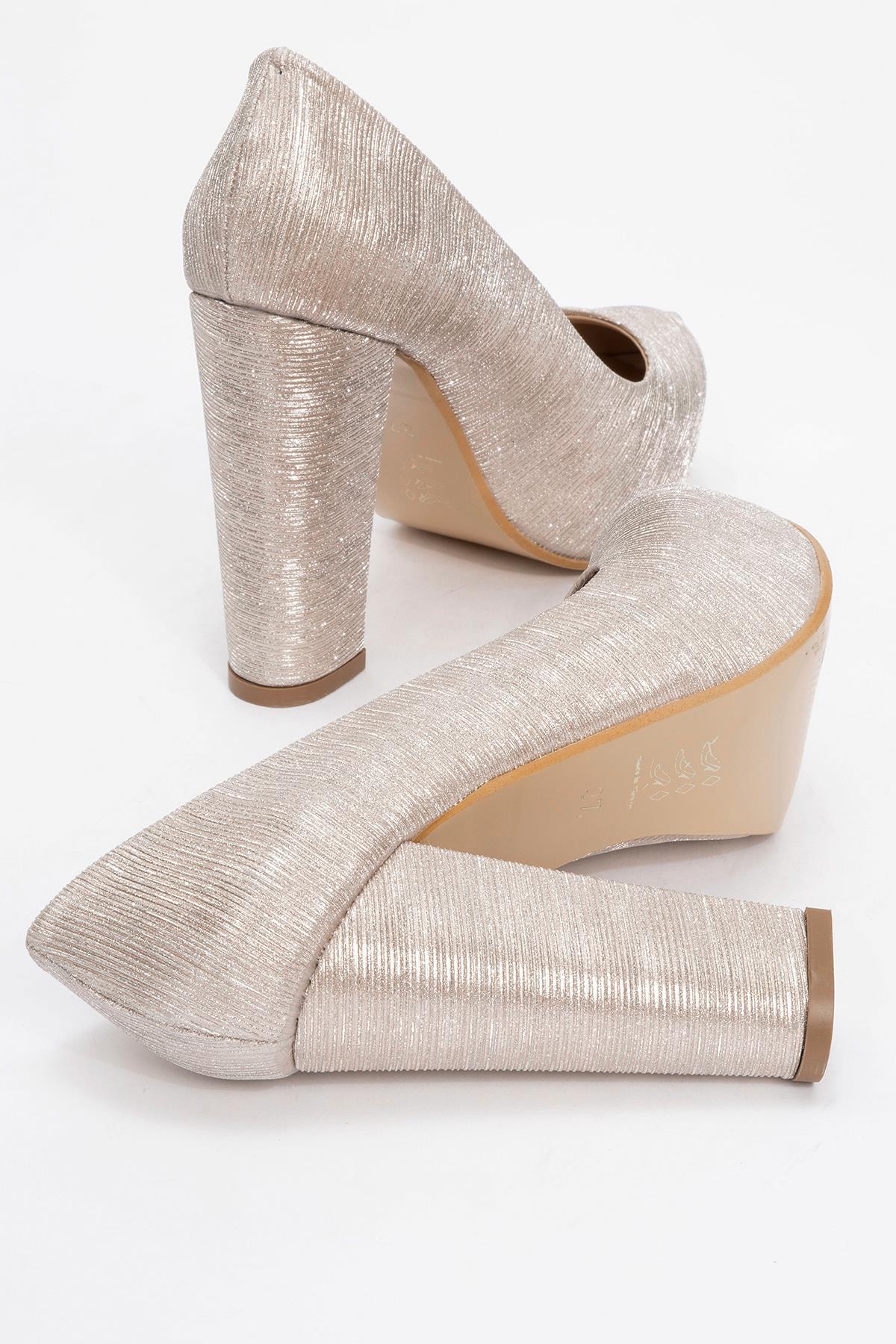 Kadın Platform Topuklu Ayakkabı ALTIN ÇİZGİLİ - Görsel 5