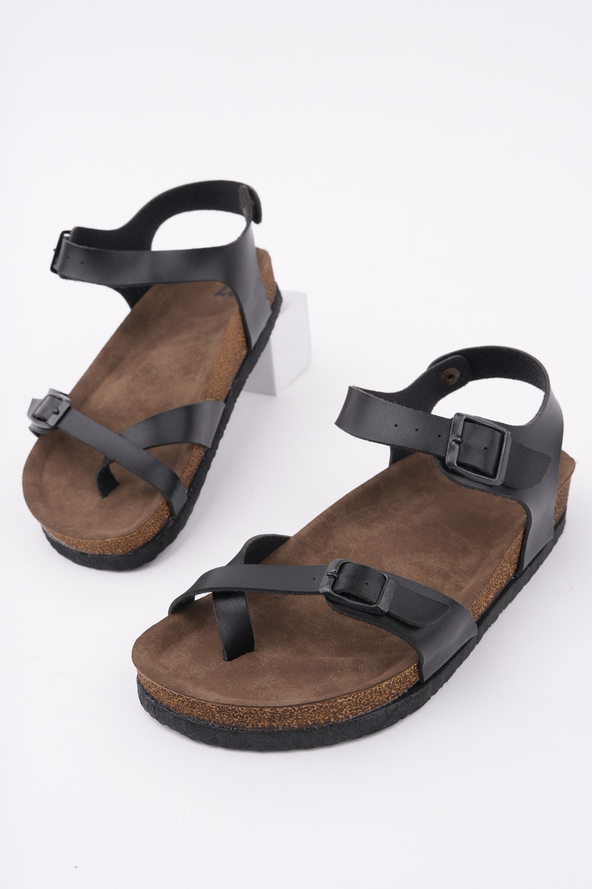 BLAUS Ayarlanabilir Kemerli Günlük Kadın Parmak Arası Sandalet - Görsel 7