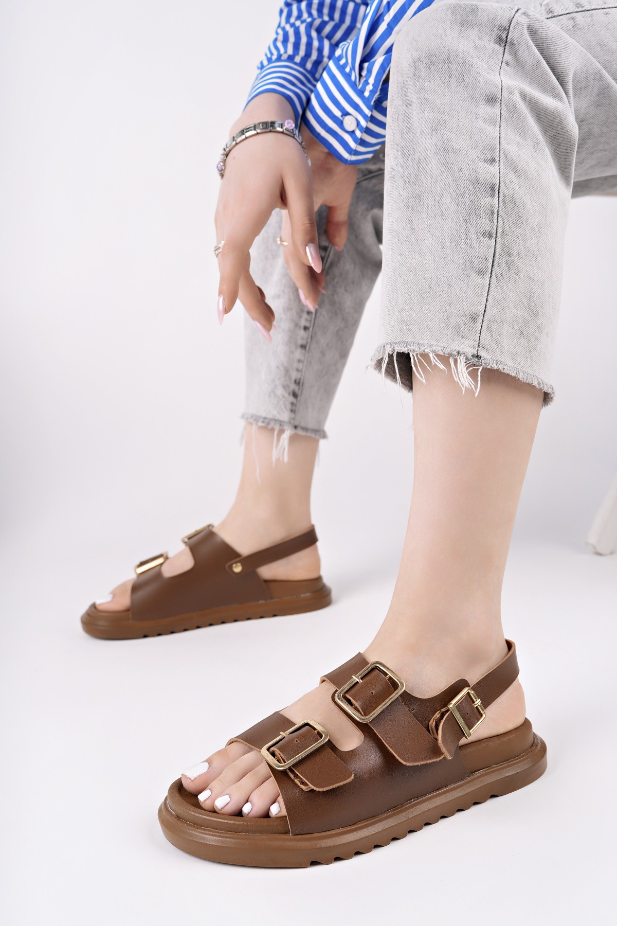 MEGGİE Çift Bantlı Ayarlanabilir Kemerli Günlük Kadın Sandalet - Görsel 4