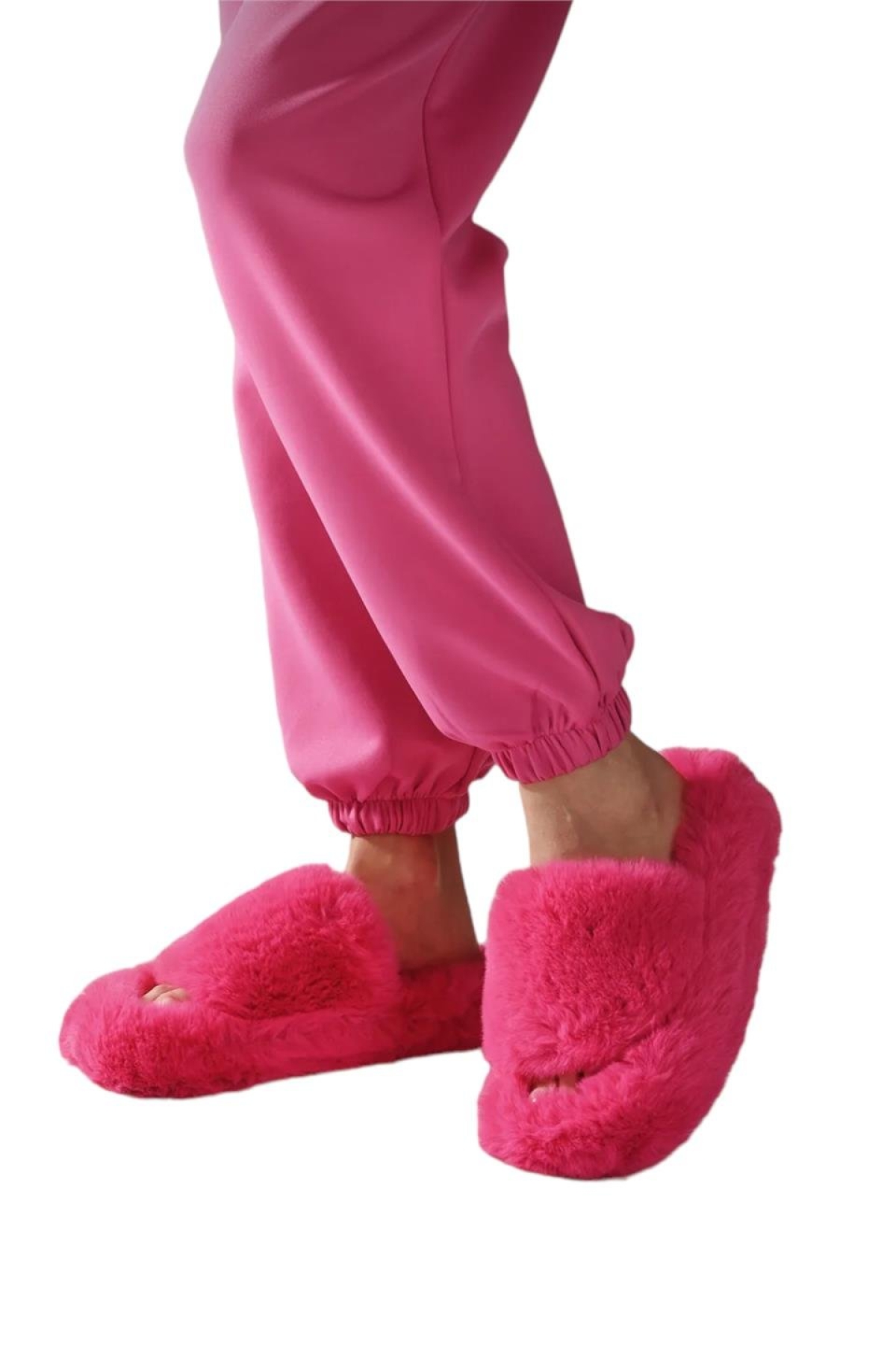 Ekstra Yumuşak Tüylü Kadın Terlik PEMBE - Görsel 5