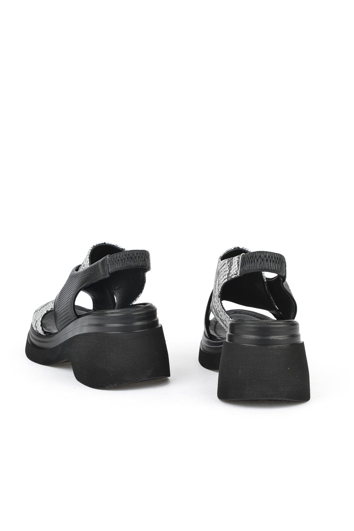 Kadın Hakiki Deri Topuklu Sandalet 151992Z64001 Siyah - Görsel 4