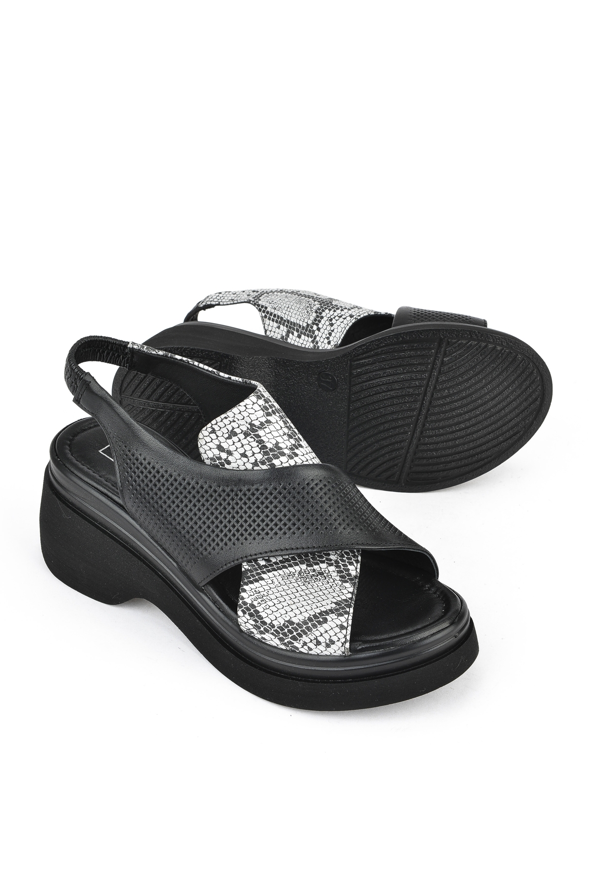 Kadın Hakiki Deri Topuklu Sandalet 151992Z64001 Siyah - Görsel 5