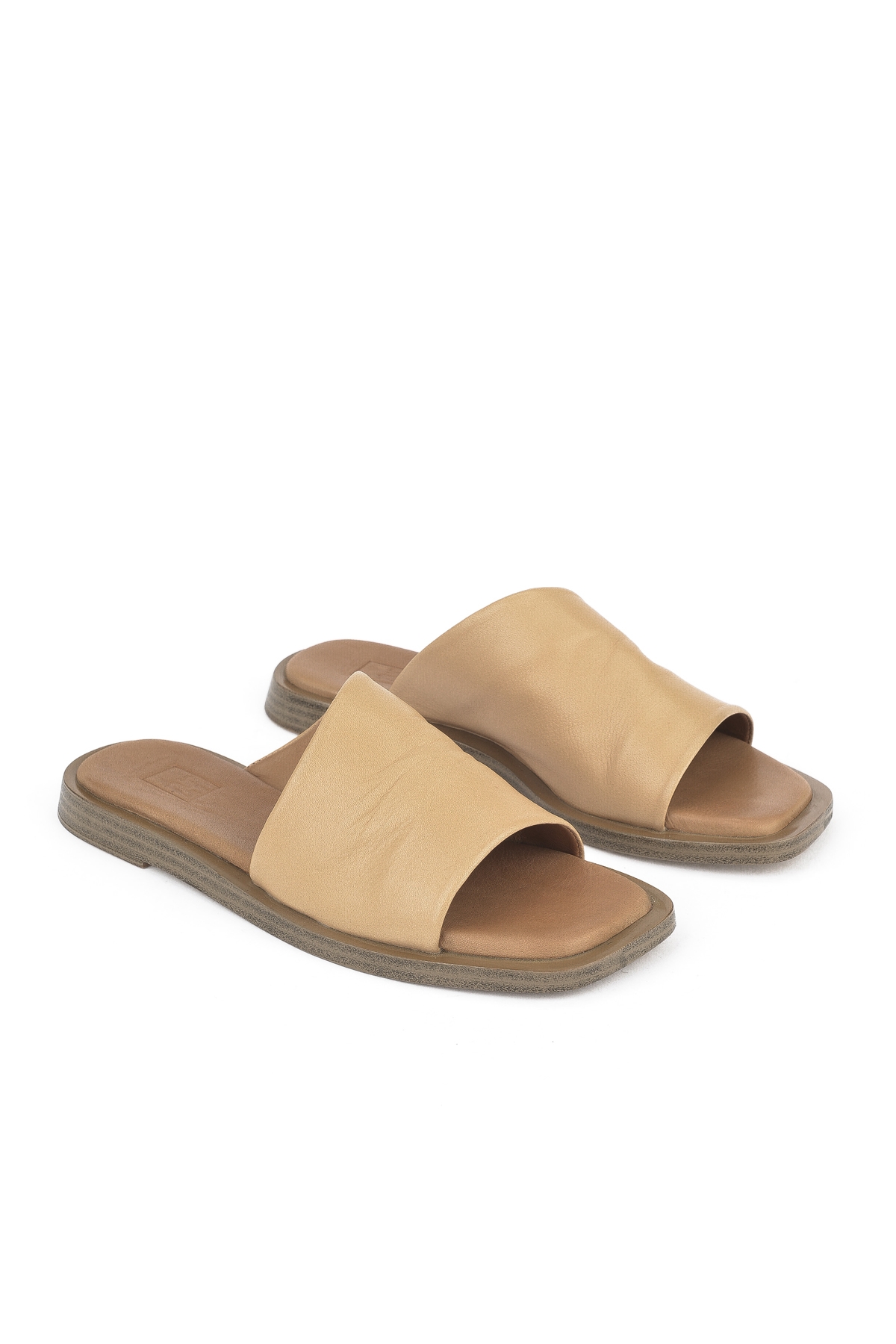 Hakiki Deri Kadın Terlik 1511033ZFATOU Nude - Görsel 3