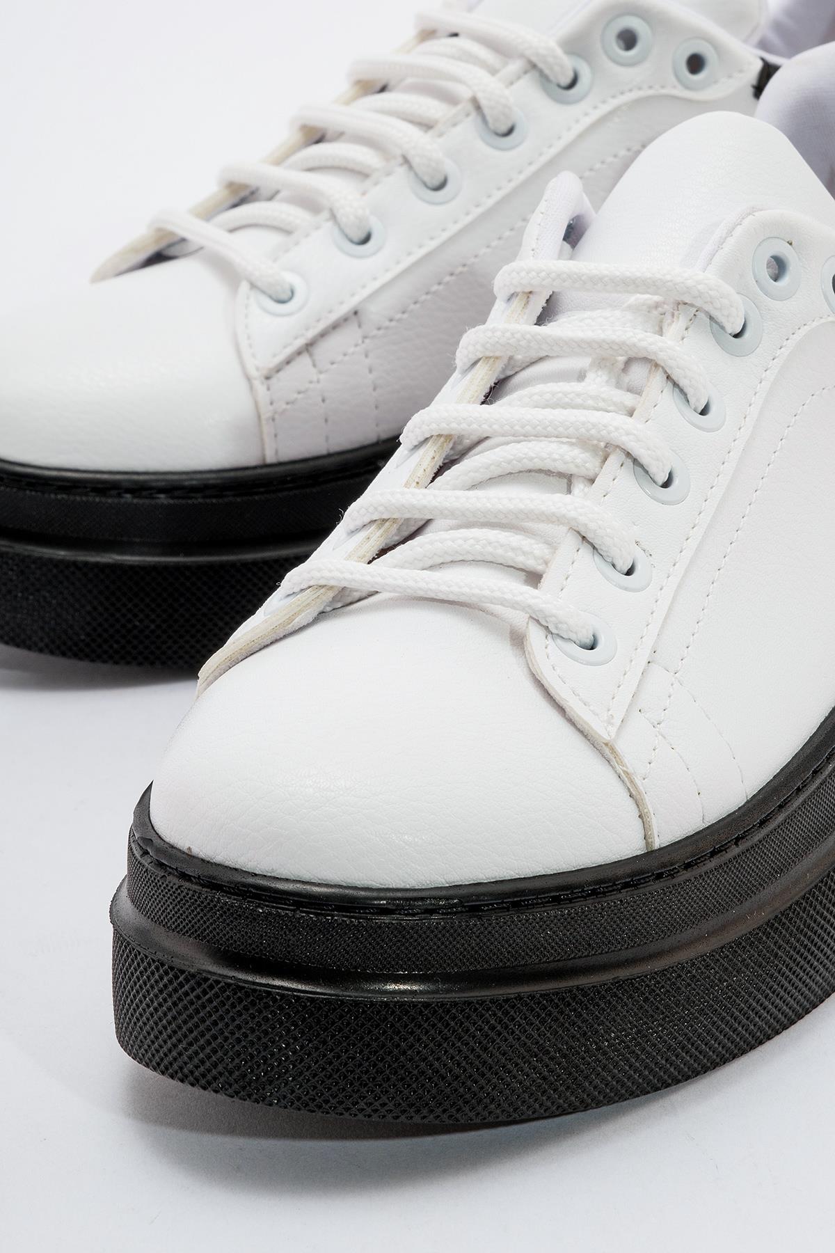 Kaydırmaz Kadın Spor Ayakabı BEYAZ SİYAH - Görsel 5