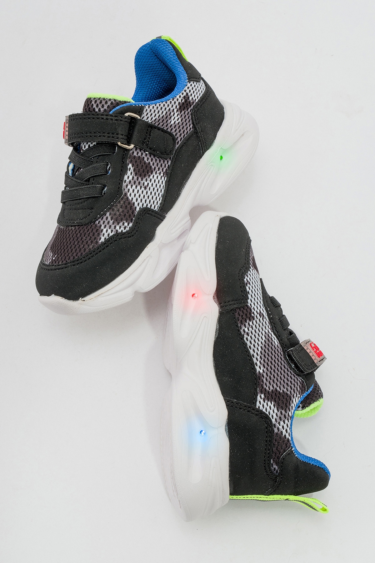 Erkek Çocuk Siyah Işıklı Spor Ayakkabı - Görsel 5