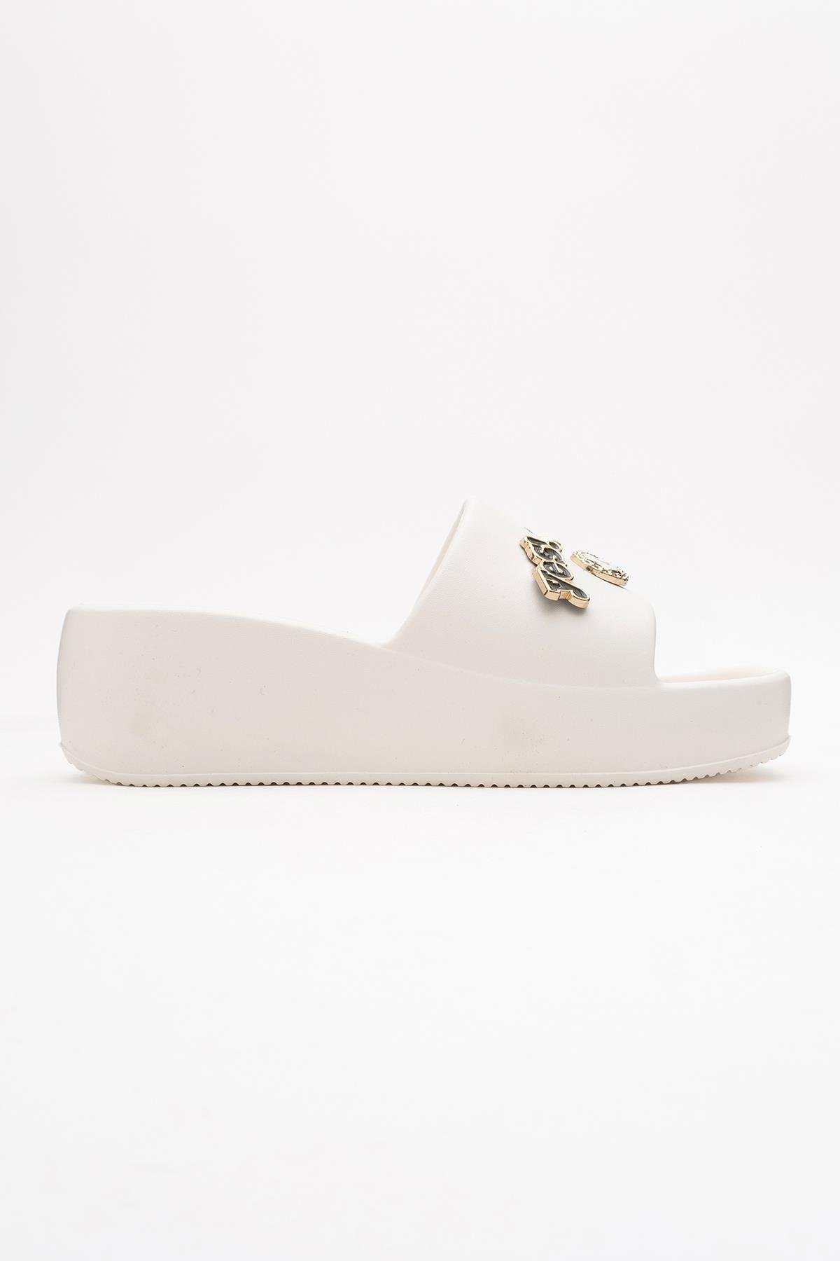 Kadın Aksesurarlı Terlik BEJ - Görsel 3