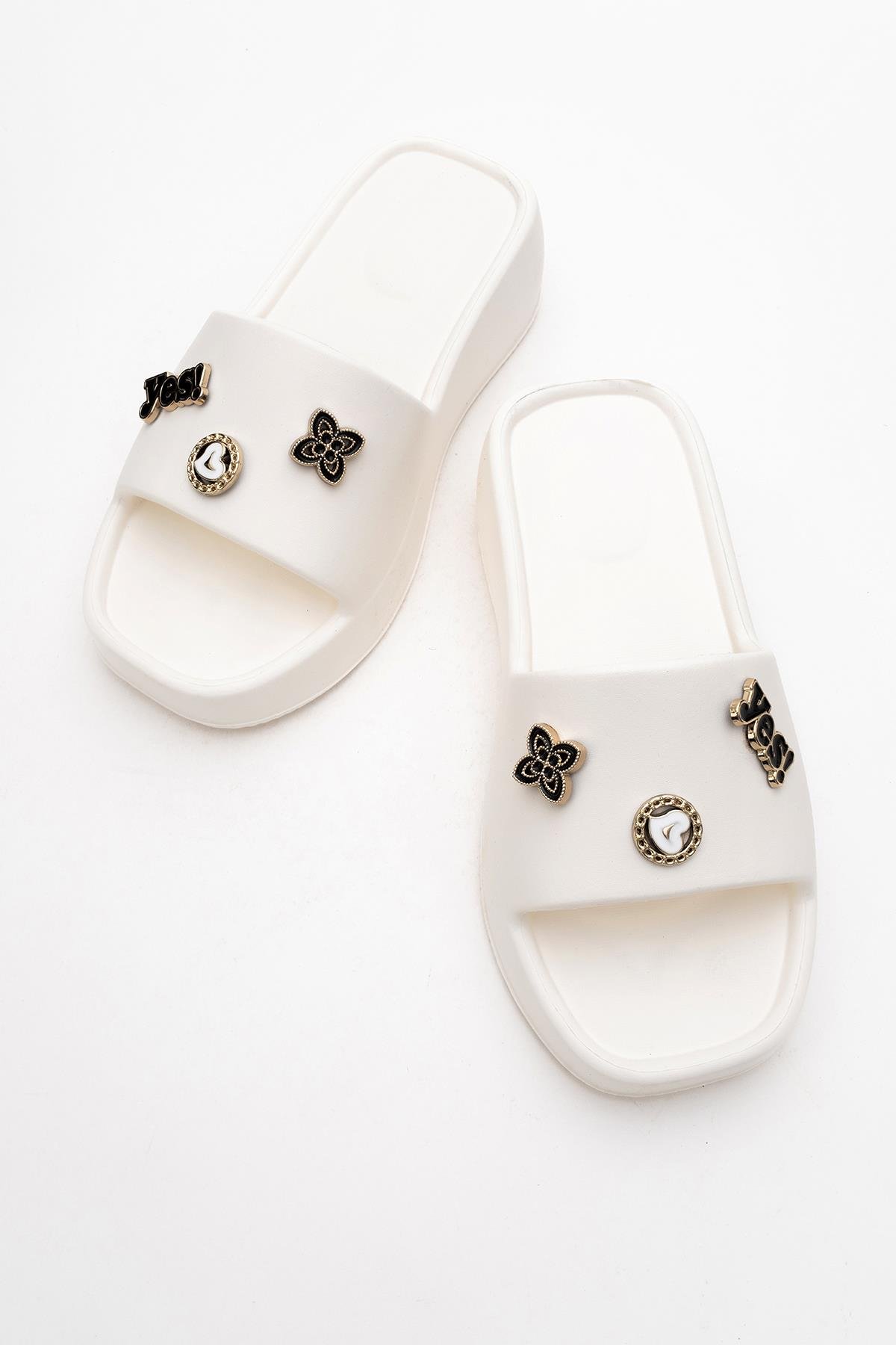 Kadın Aksesurarlı Terlik BEJ - Görsel 6