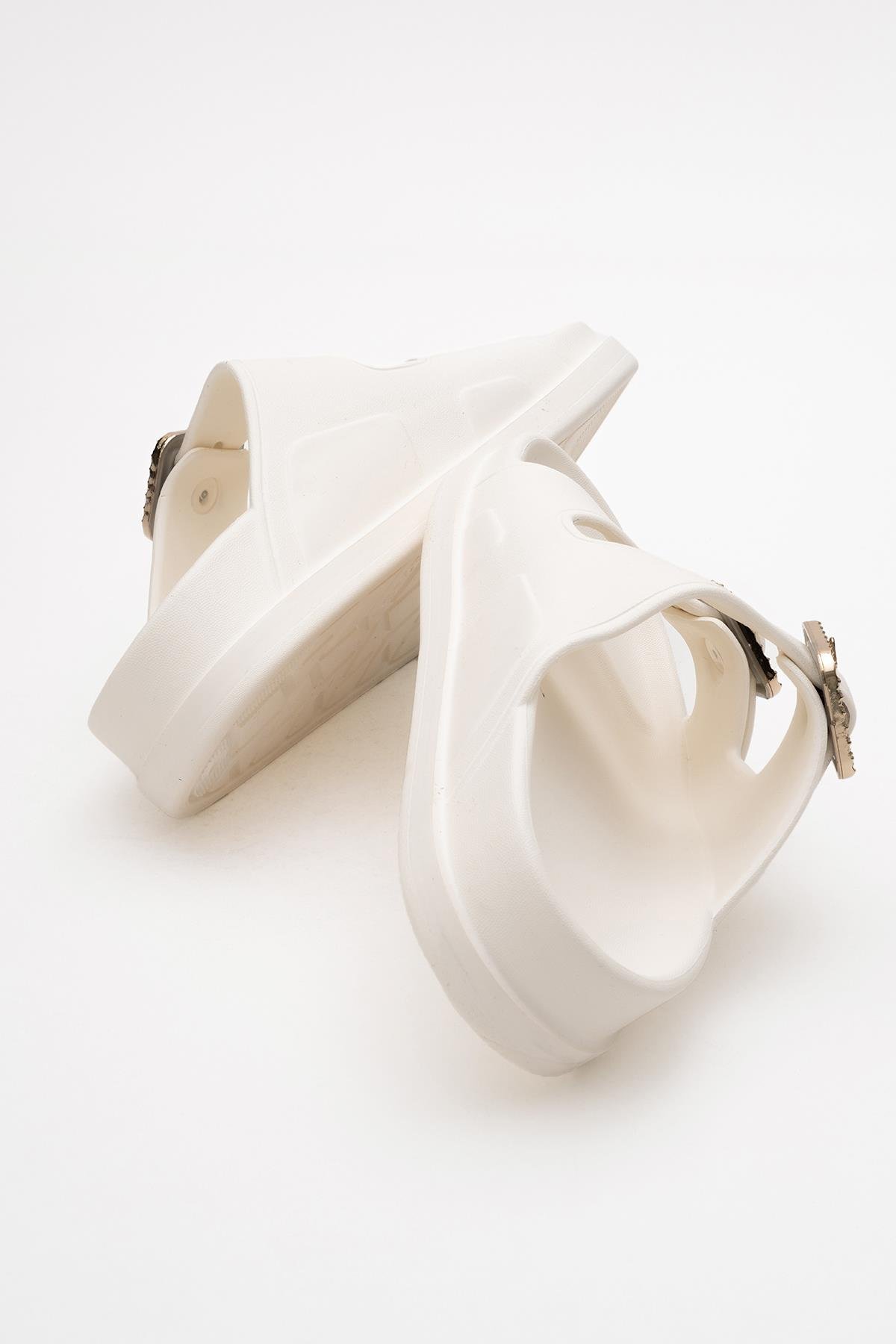 Kadın Bantlı Tokalı Terlik Sandalet EKRU - Görsel 5