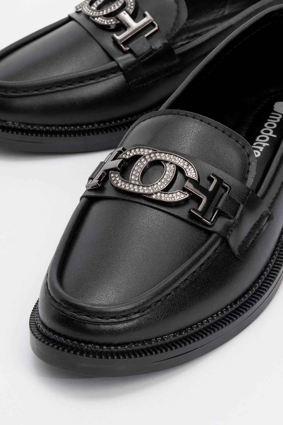 Kaydırmaz Taşlı Tokalı Kadın Ayakkabı SİYAH CİLT - Görsel 4