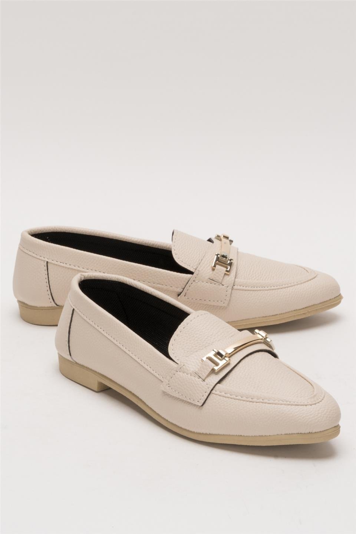 Kadın Babet Toka Detaylı Şık Rahat Günlük Ayakkabı BEJ - Görsel 3