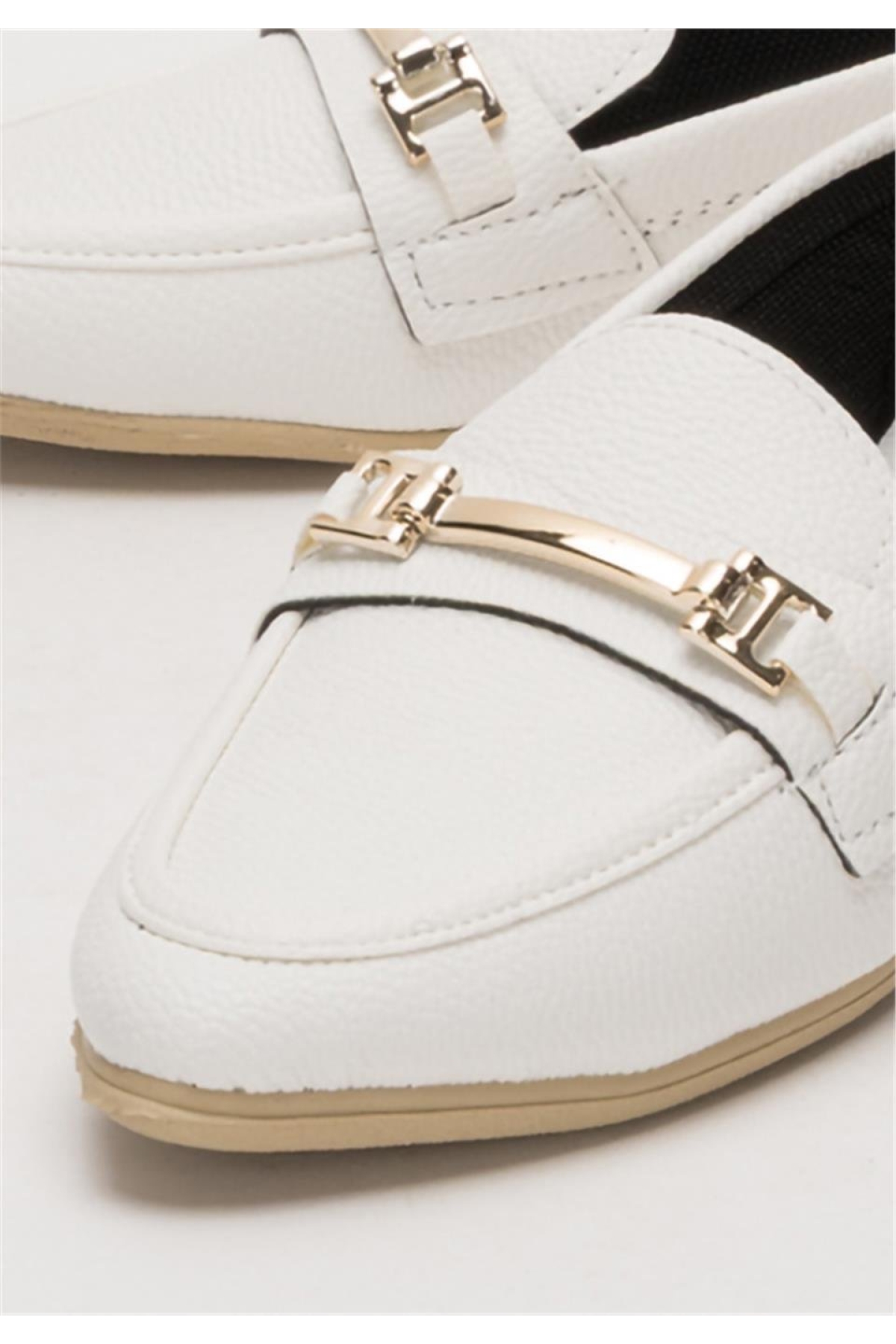 Kadın Babet Toka Detaylı Şık Rahat Günlük Ayakkabı BEYAZ - Görsel 6