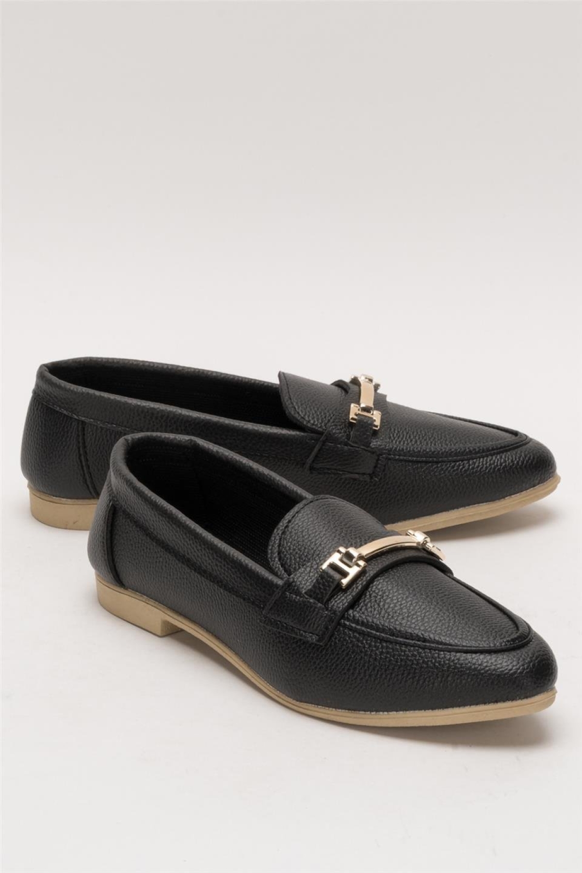 Kadın Babet Toka Detaylı Şık Rahat Günlük Ayakkabı SİYAH - Görsel 3