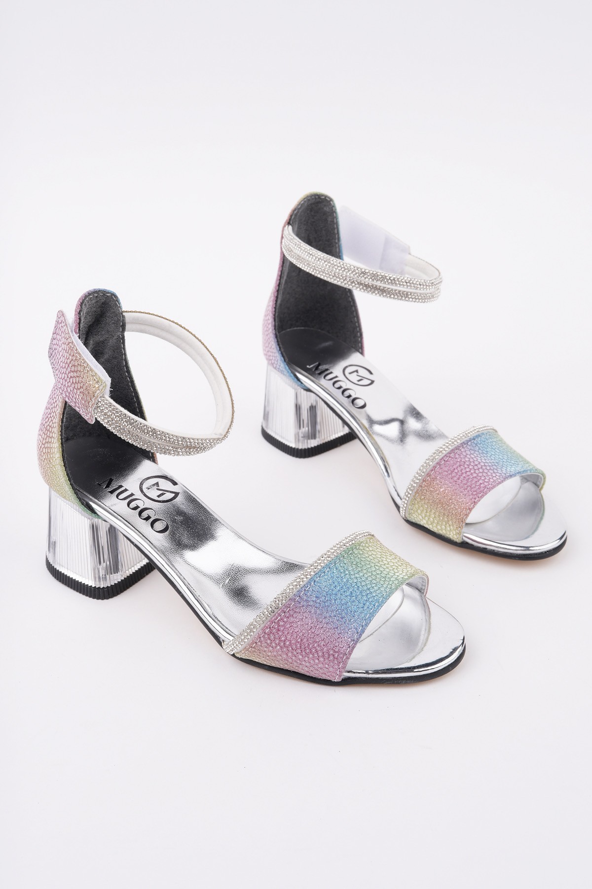 NOŞA Bilekten Bağlamalı Simli Kız Çocuk Kısa Topuklu Ayakkabı - Görsel 3