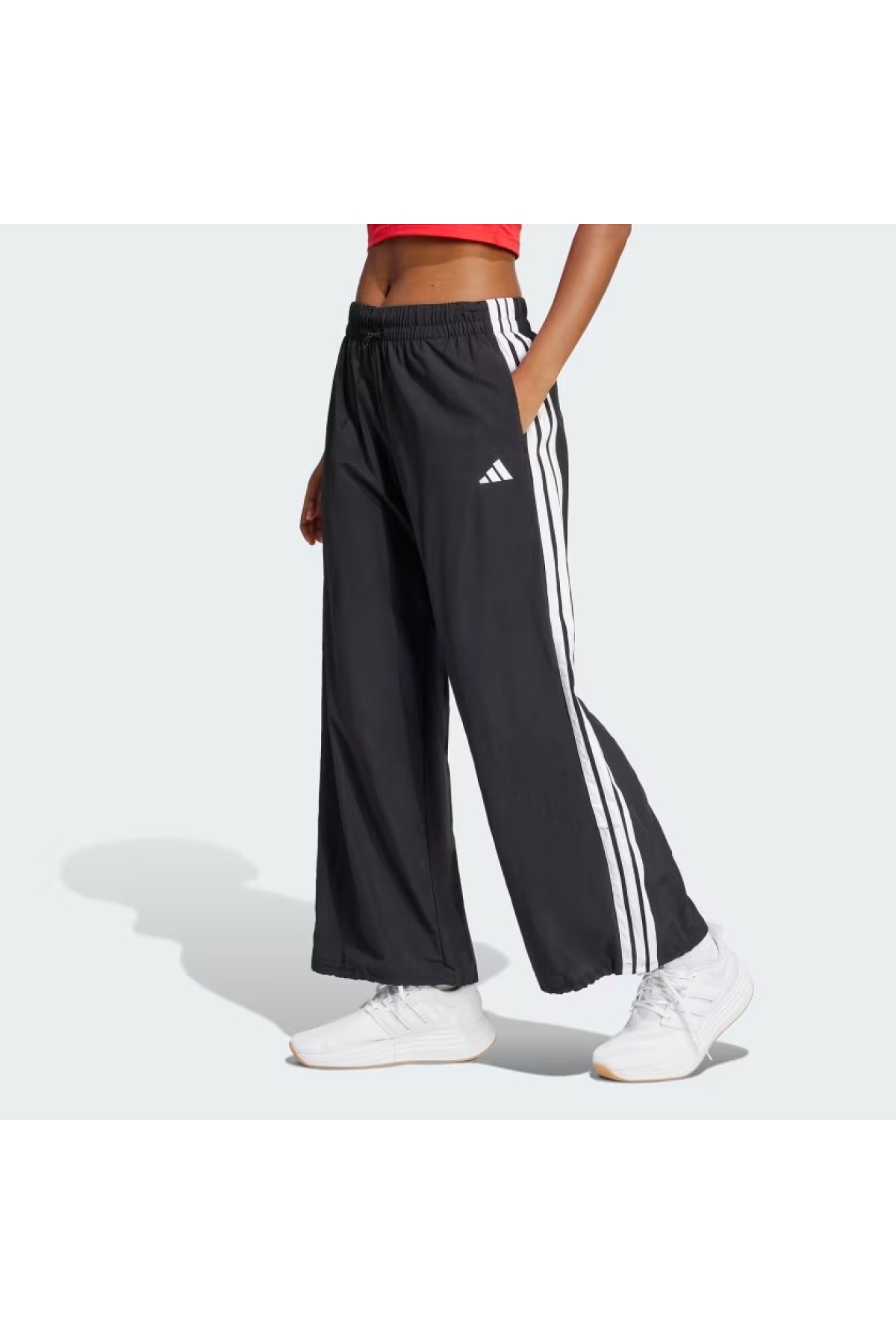 Essentials 3-Stripes Lifestyle Woven Kadın Paraşüt Pantolon JE1306