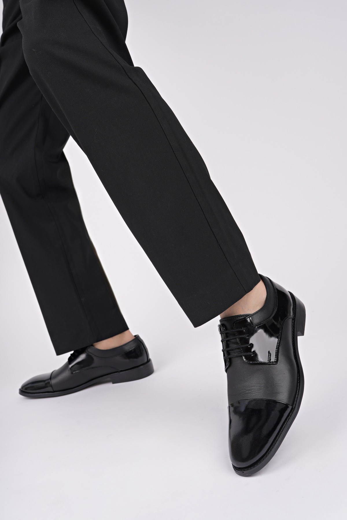 MİTKOV Hakiki Deri Klasik Günlük Ortopedik Bağcıklı Erkek Ayakkabı - Görsel 2