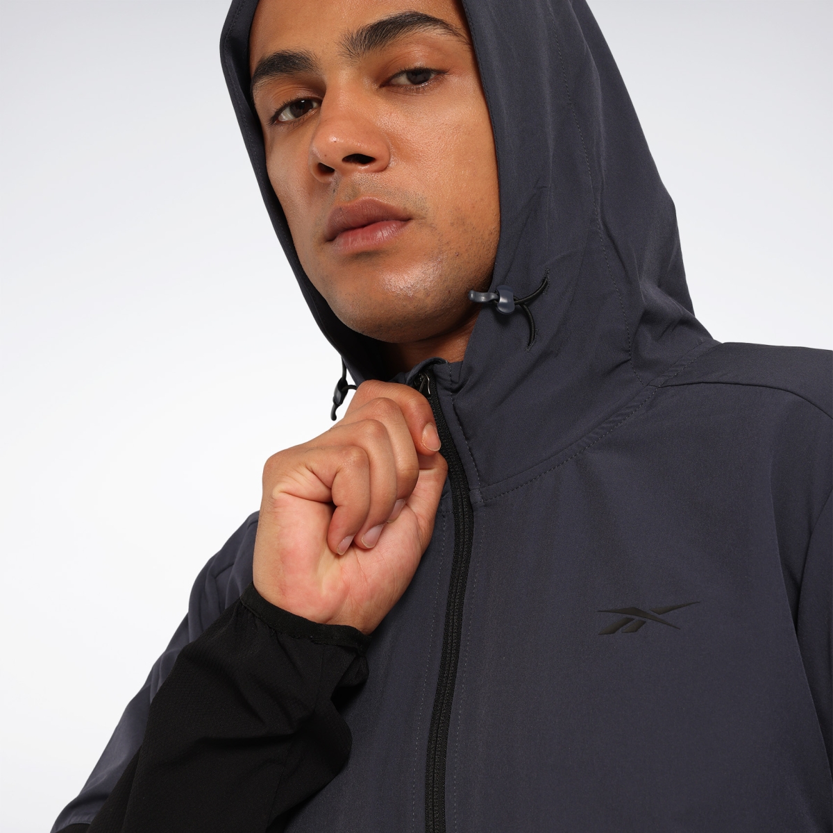 Reebok ZEVEN WIND JACKET Siyah Erkek Ceket