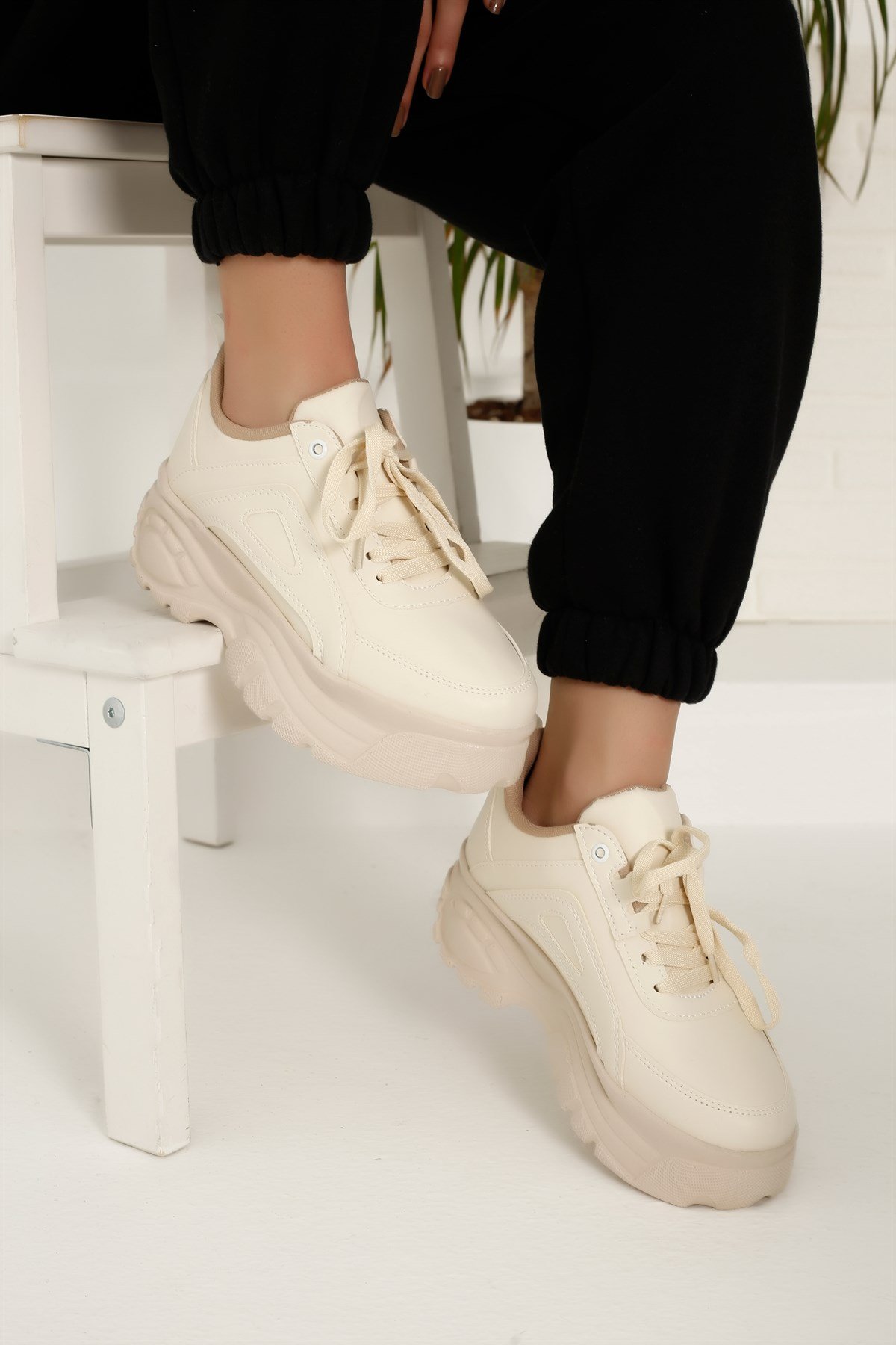 Kadın Bağcıklı Spor Ayakkabı BEJ CİLT BEJ - Görsel 2