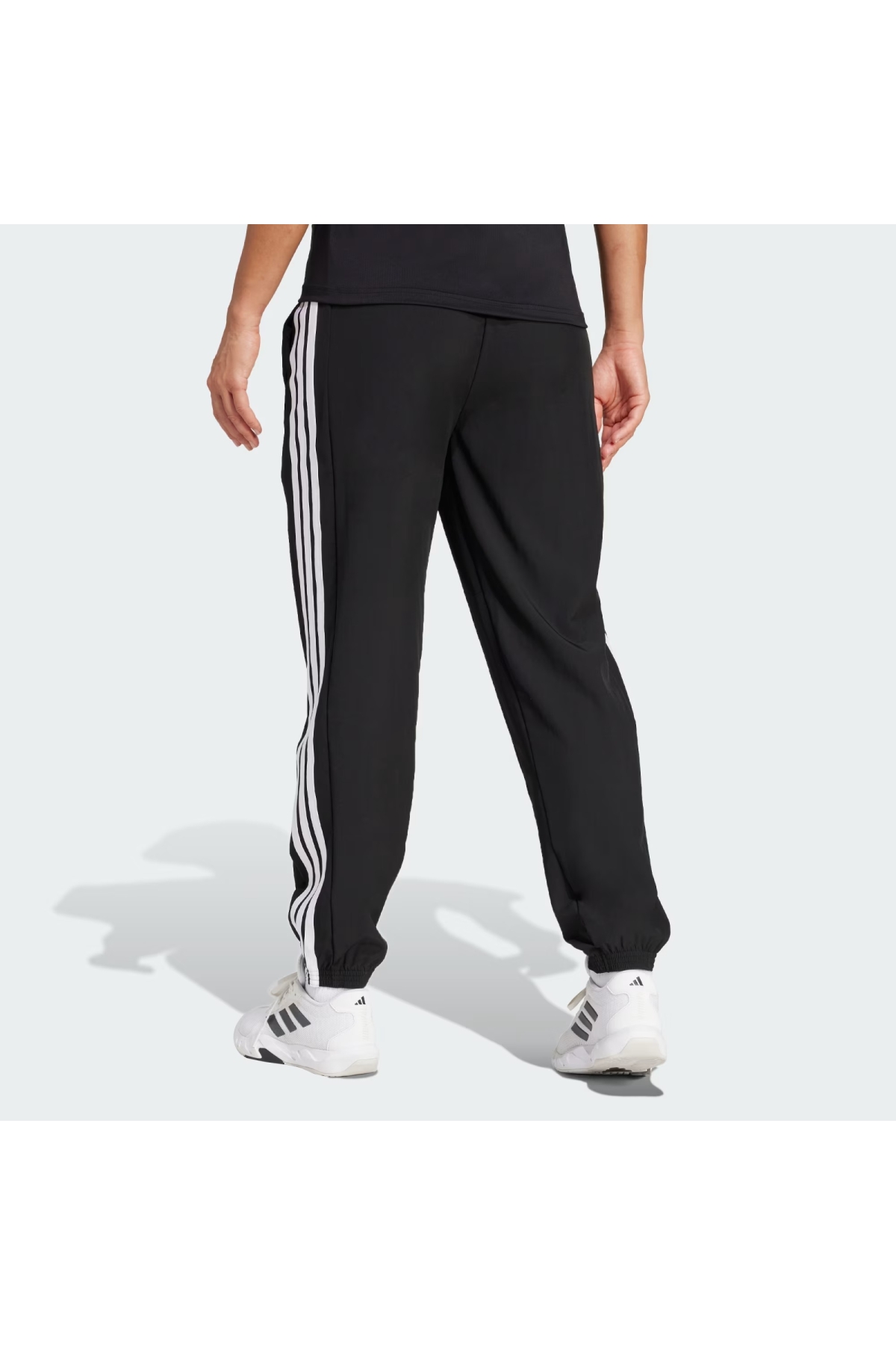 Train Essentials 3-Stripes Woven Kadın Eşofman Altı JI8313