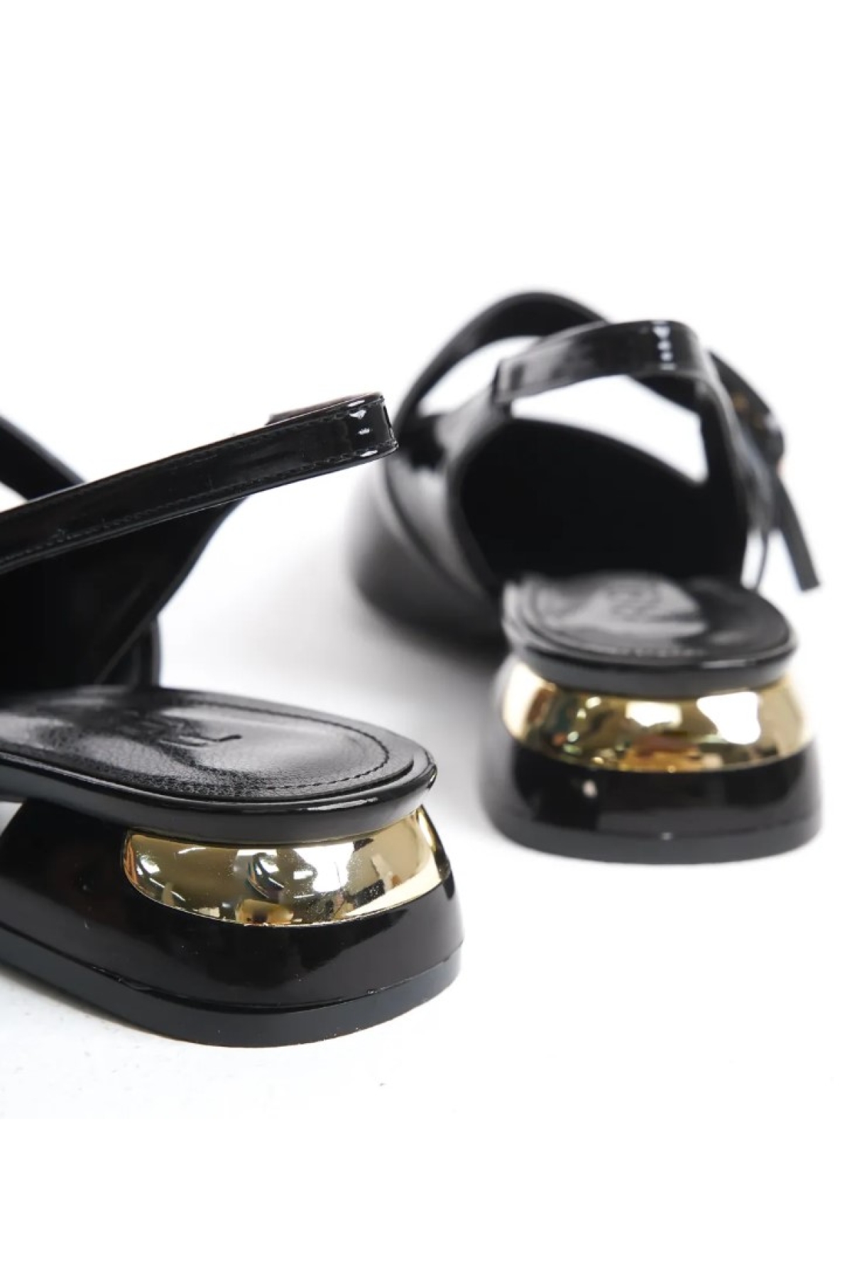 Kemer Detaylı Arkası Açık Kadın Babet Ayakkabı - Görsel 8