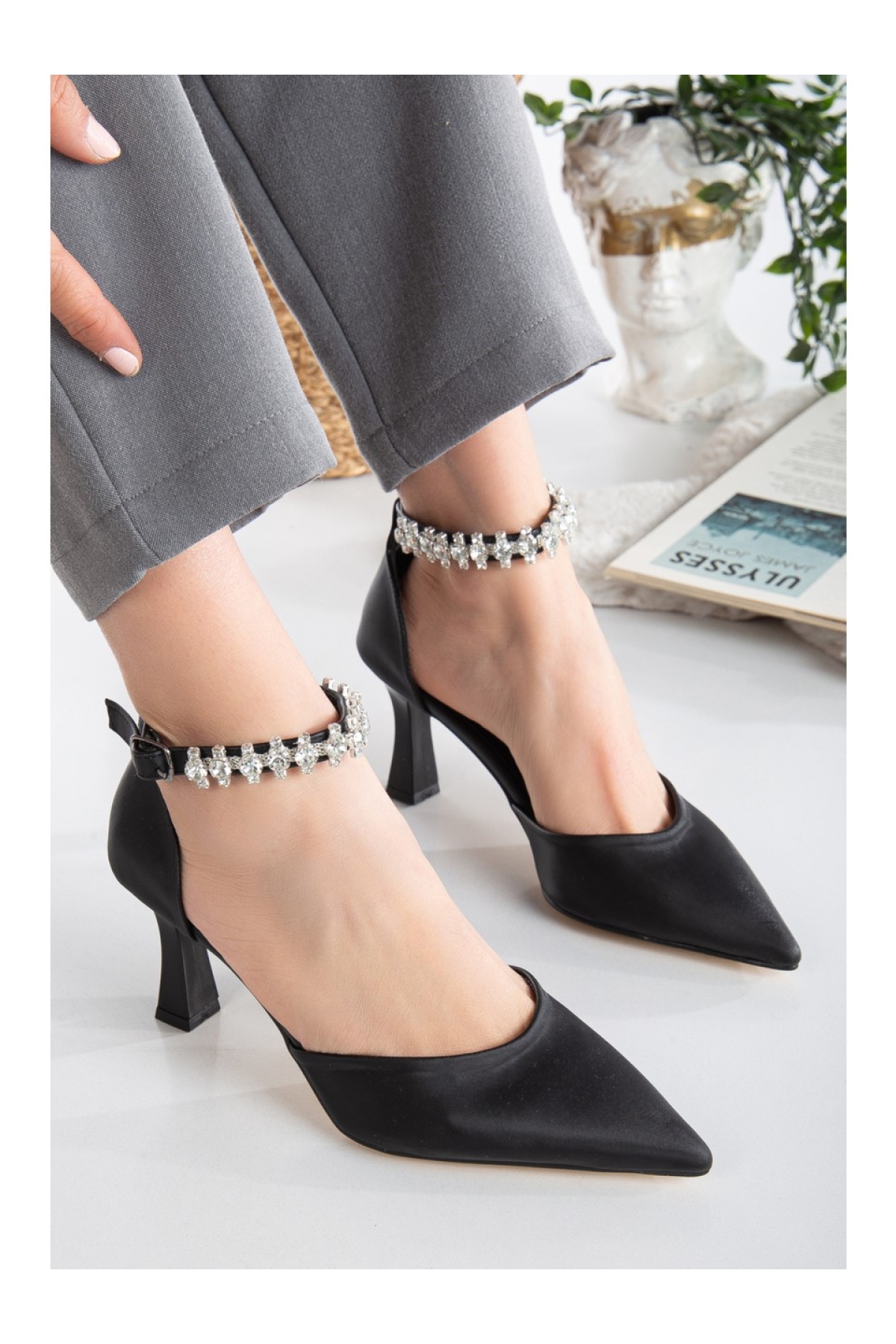 Seribo Bilek Taş Detaylı Arkası Açık Stiletto Kadın Topuklu Ayakkabı - Görsel 6