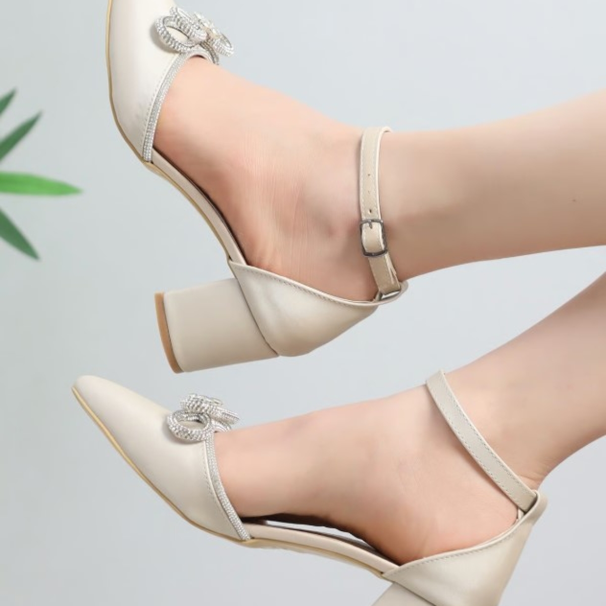 Kurdela Taş Detaylı Kadın Topuklu Ayakkabı - Görsel 5