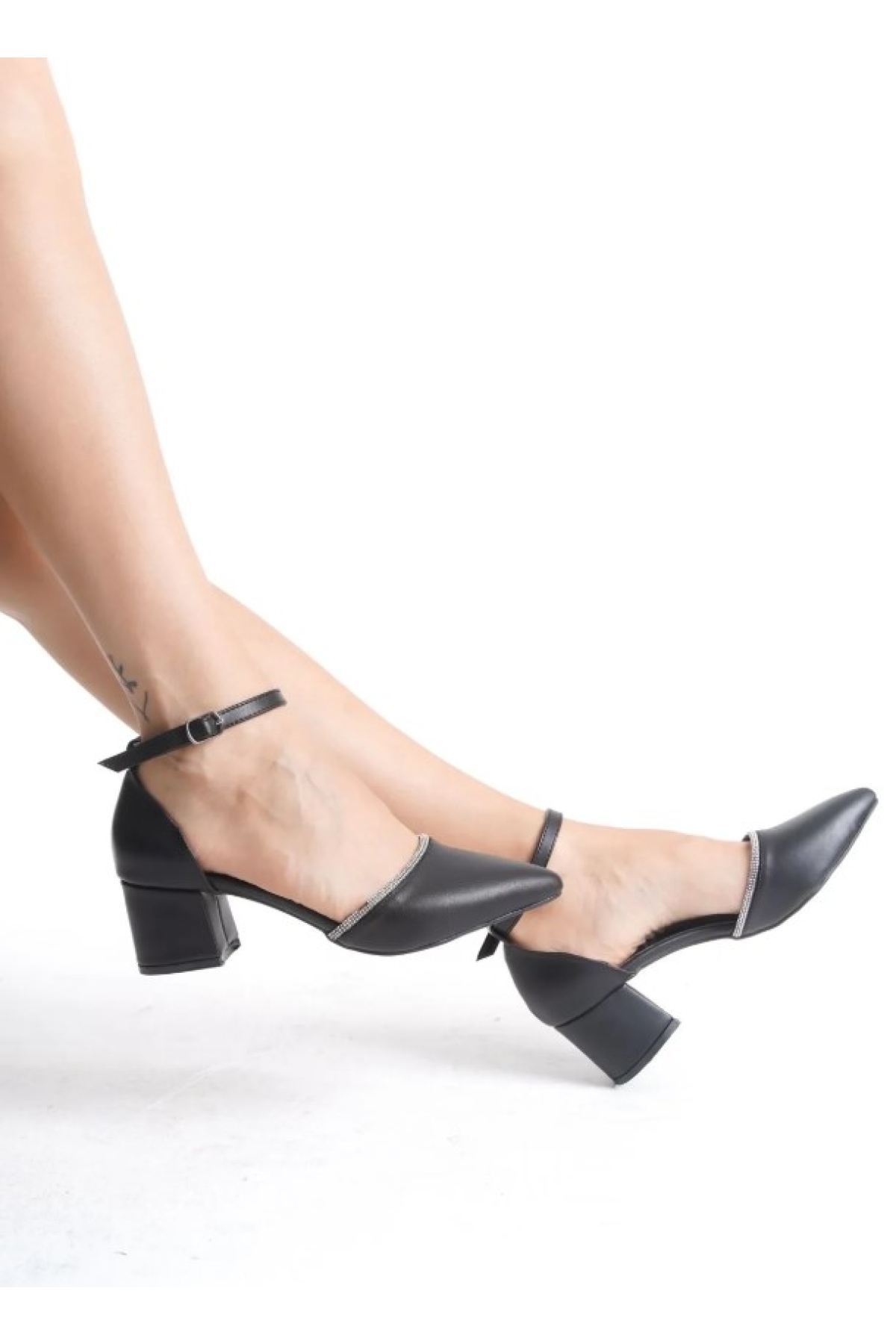 Bilek Bantlı Şerit Taşlı Topuklu Klasik Kadın Topuklu Ayakkabı - Görsel 3