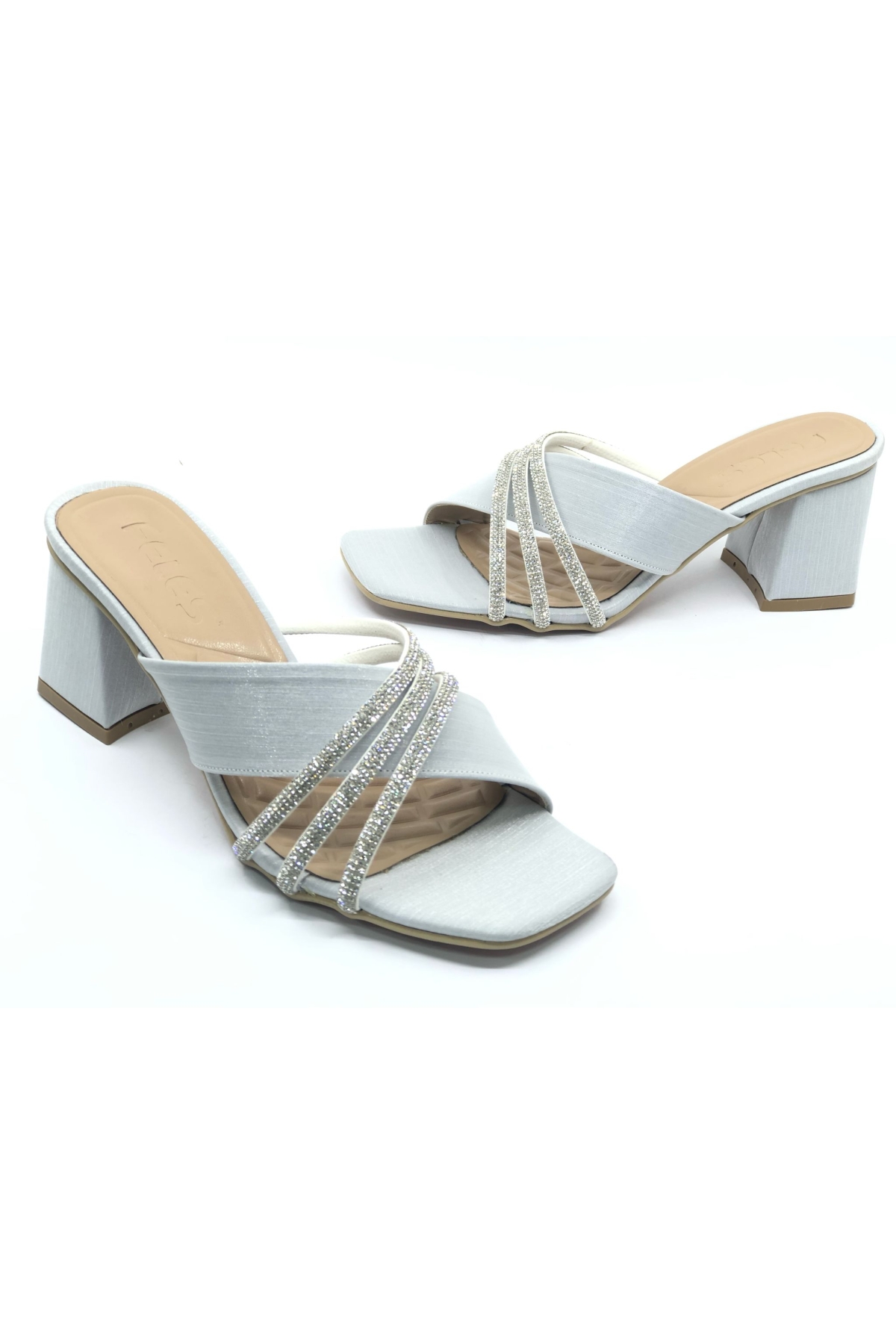 Saten Şerit Desenli Topuklu Kadın Terlik - Görsel 4