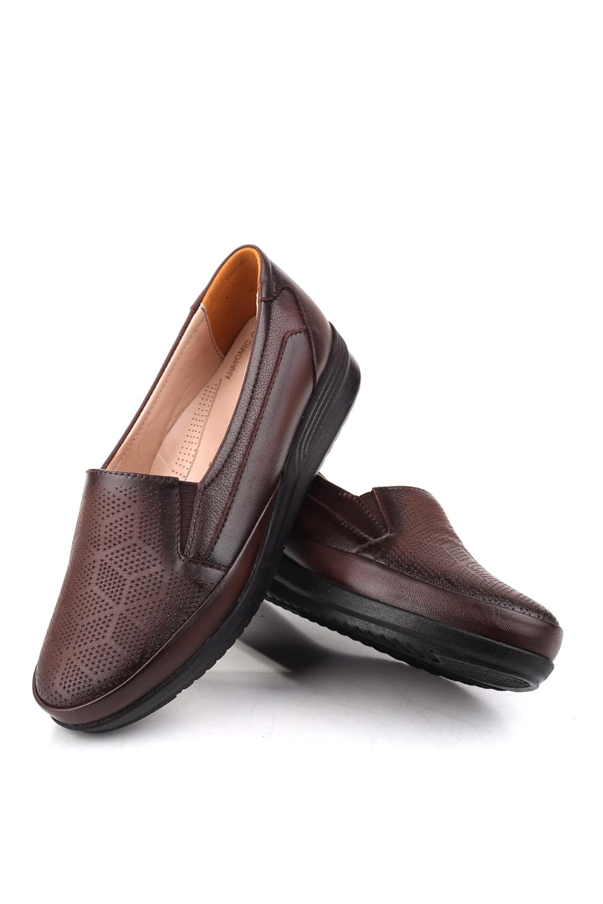 4112 Kadın Ortopedik Kauçuk Taban Deri Ayakkabı - Görsel 4