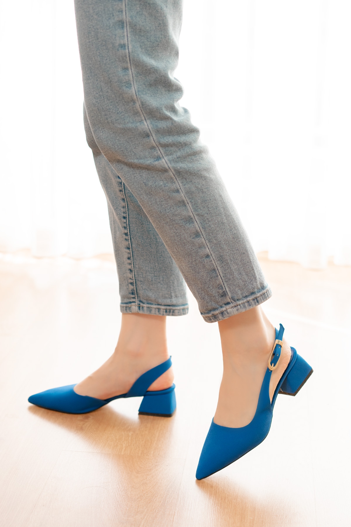 Aura Saks Mat Saten Yanı Tokalı (4 cm Topuk Boyu ) Sivri Burun Topuklu Babet Ayakkabı - Görsel 4