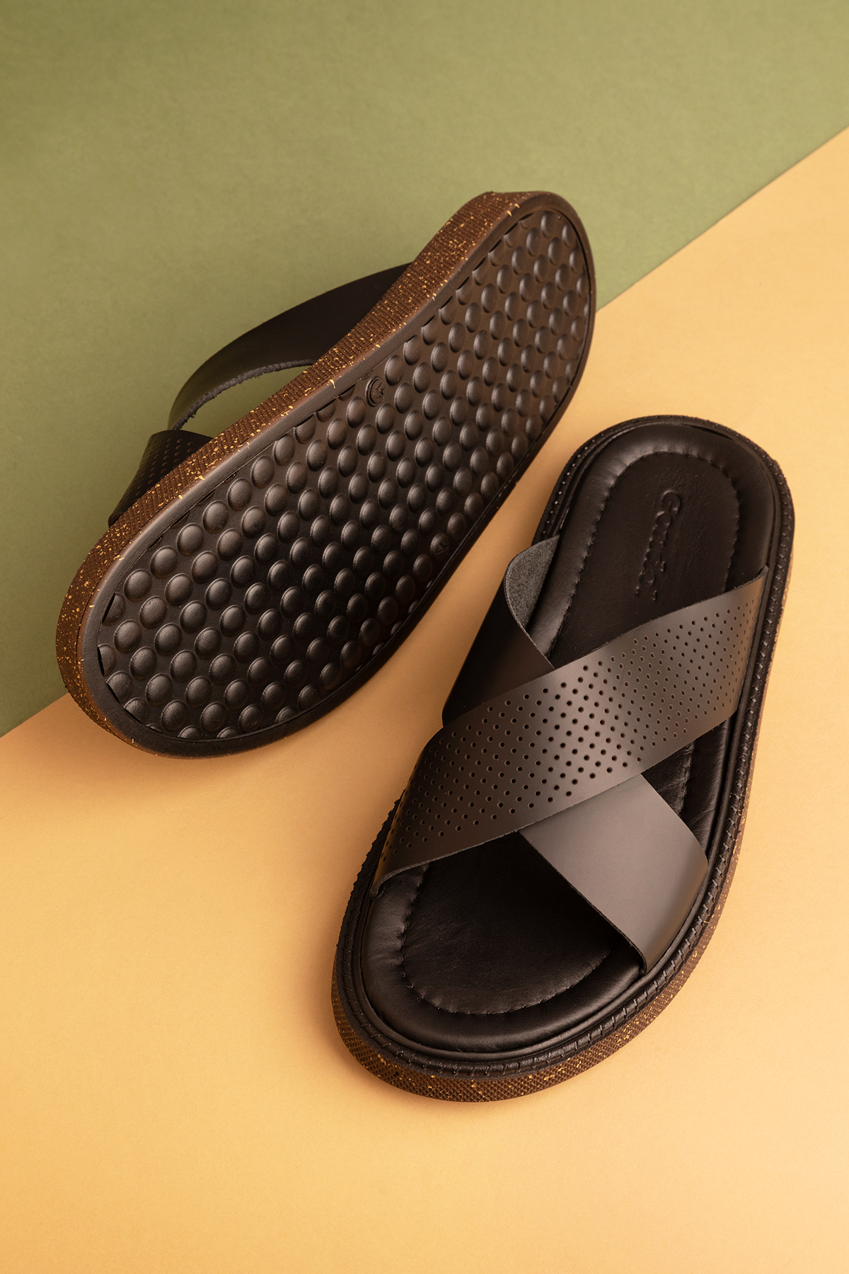 Gondol Erkek Hakiki Deri Çapraz Bant Klasik Terlik esm.24 - Görsel 2