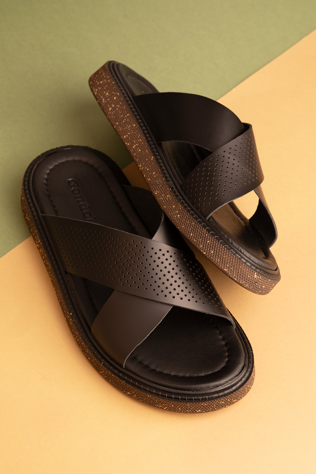 Gondol Erkek Hakiki Deri Çapraz Bant Klasik Terlik esm.24 - Görsel 3