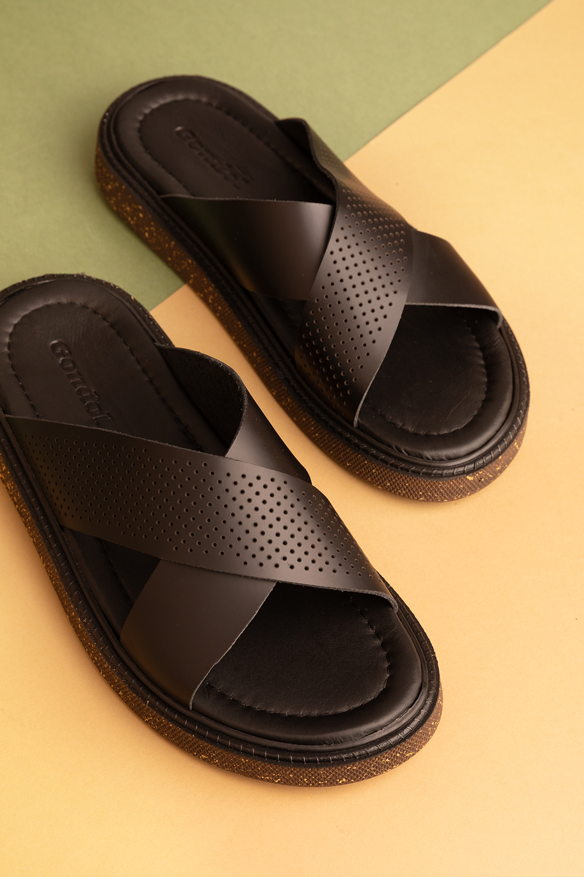 Gondol Erkek Hakiki Deri Çapraz Bant Klasik Terlik esm.24 - Görsel 5