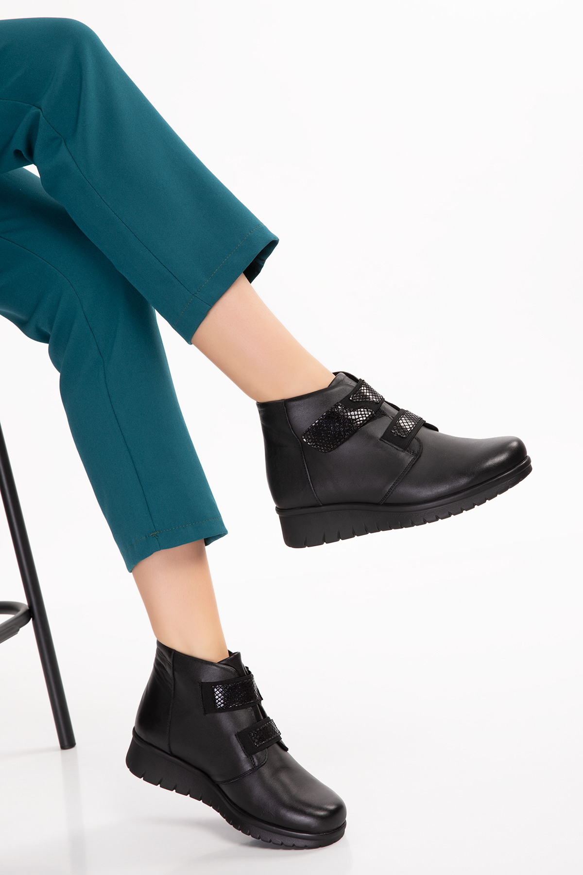 Gondol Kadın Hakiki Deri Cırtlı Kolay Giyim Bot elnr.2126 - Görsel 5