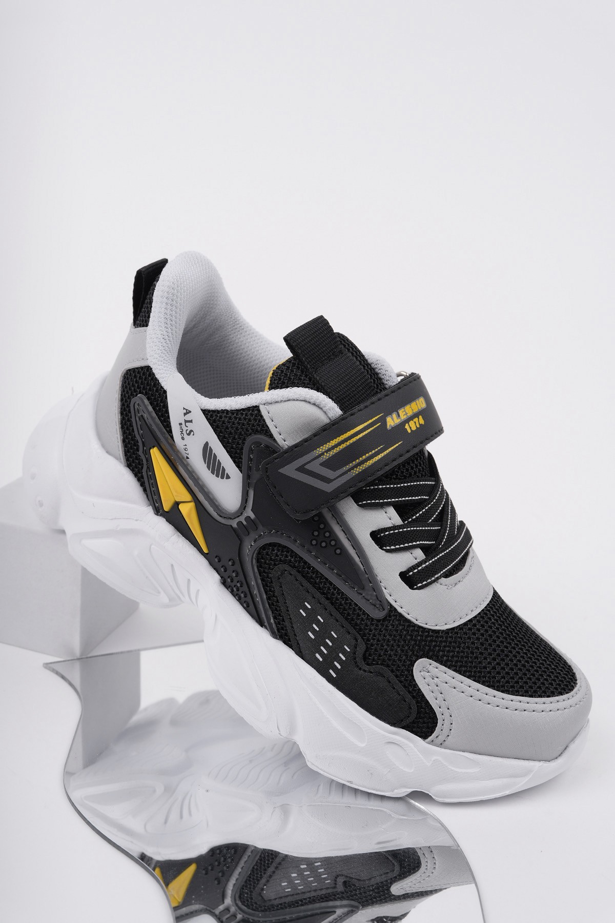 PANTER Kalın Taban Cırtlı ve Bağcıklı Unisex Çocuk Sneaker Spor Ayakkabı - Görsel 3