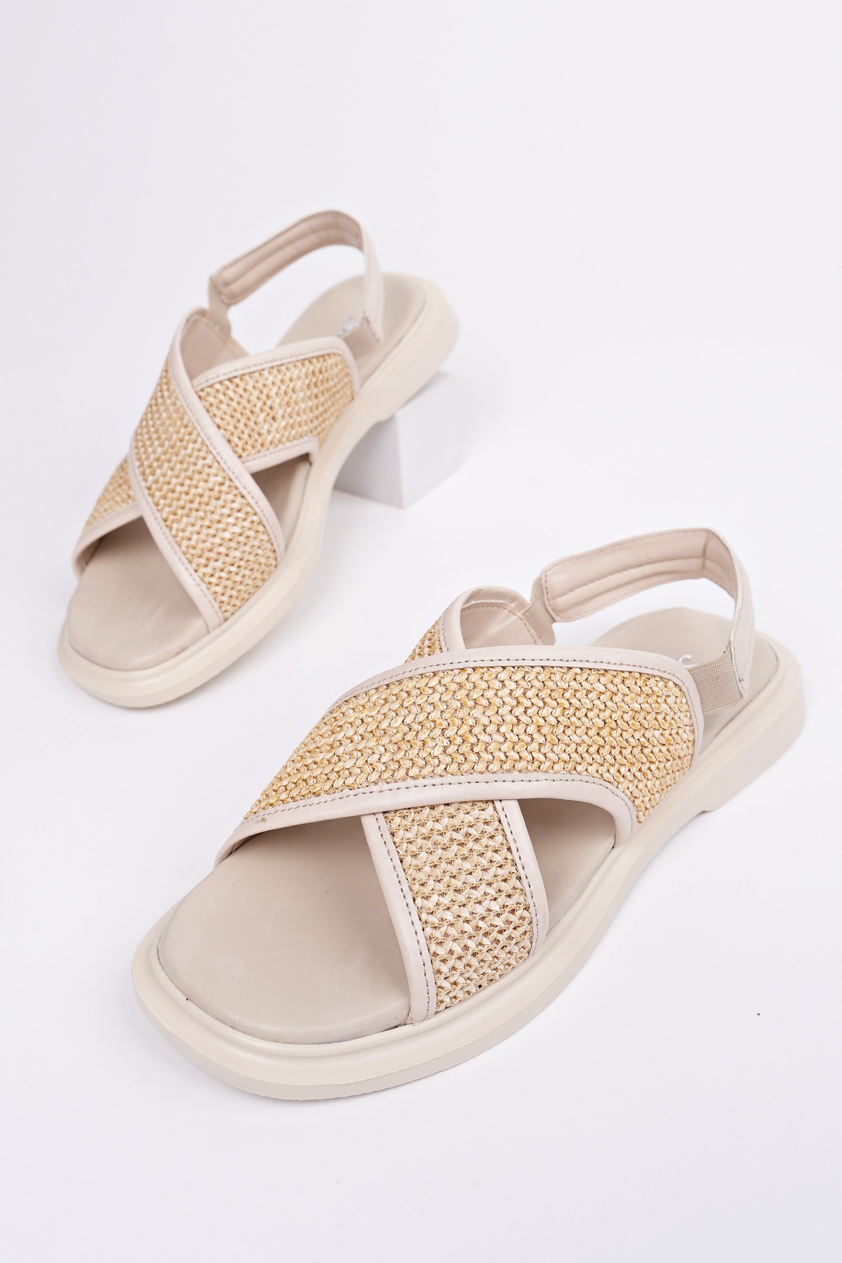 ELİSHA Lastikli Kadın Günlük Hasır Sandalet - Görsel 8