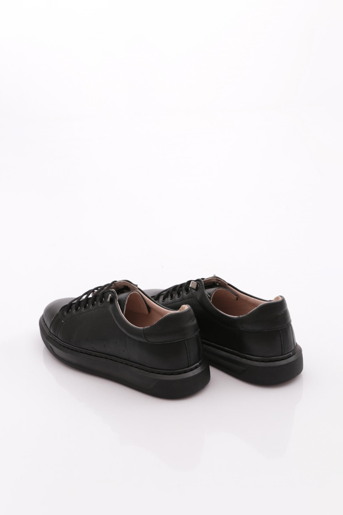 P64 Kadin Bağcikli Düz Taban Sneaker Ayakkabi - Görsel 4
