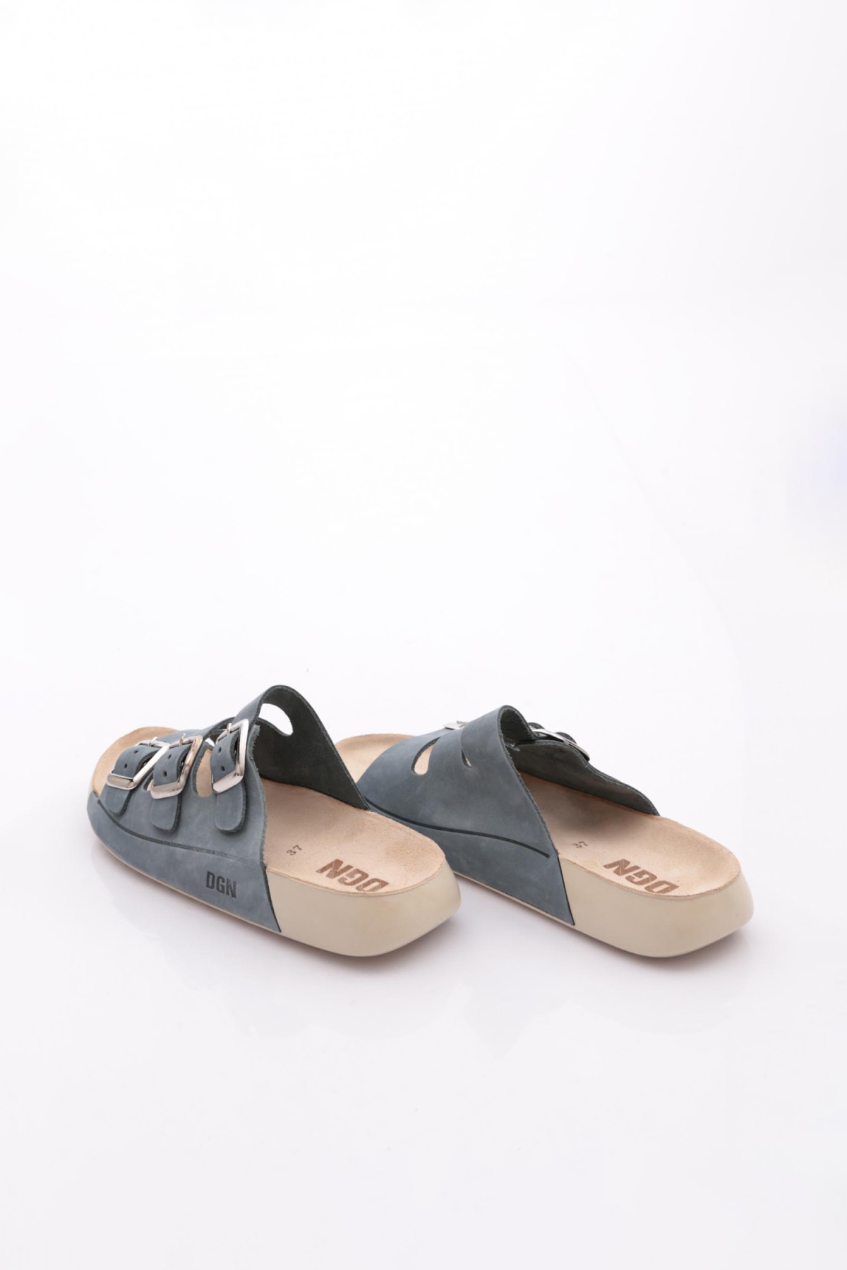 P29 Kadin Tokali Üç Bantli Terlik - Görsel 4